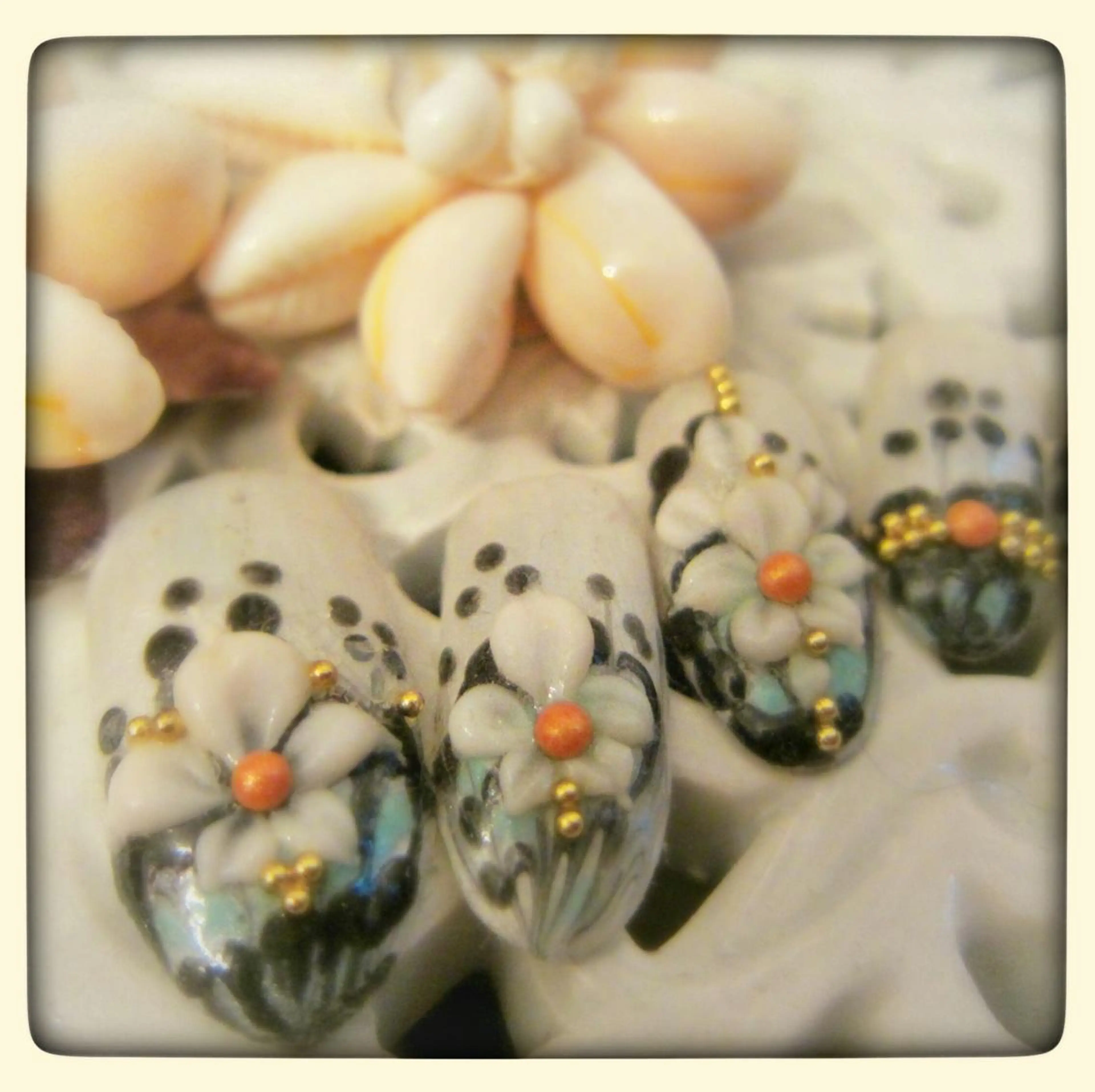 ネイル アートネイル ジェルネイル ネイルチップ ARTスクールサロン お・タマゴのネイルデザイン