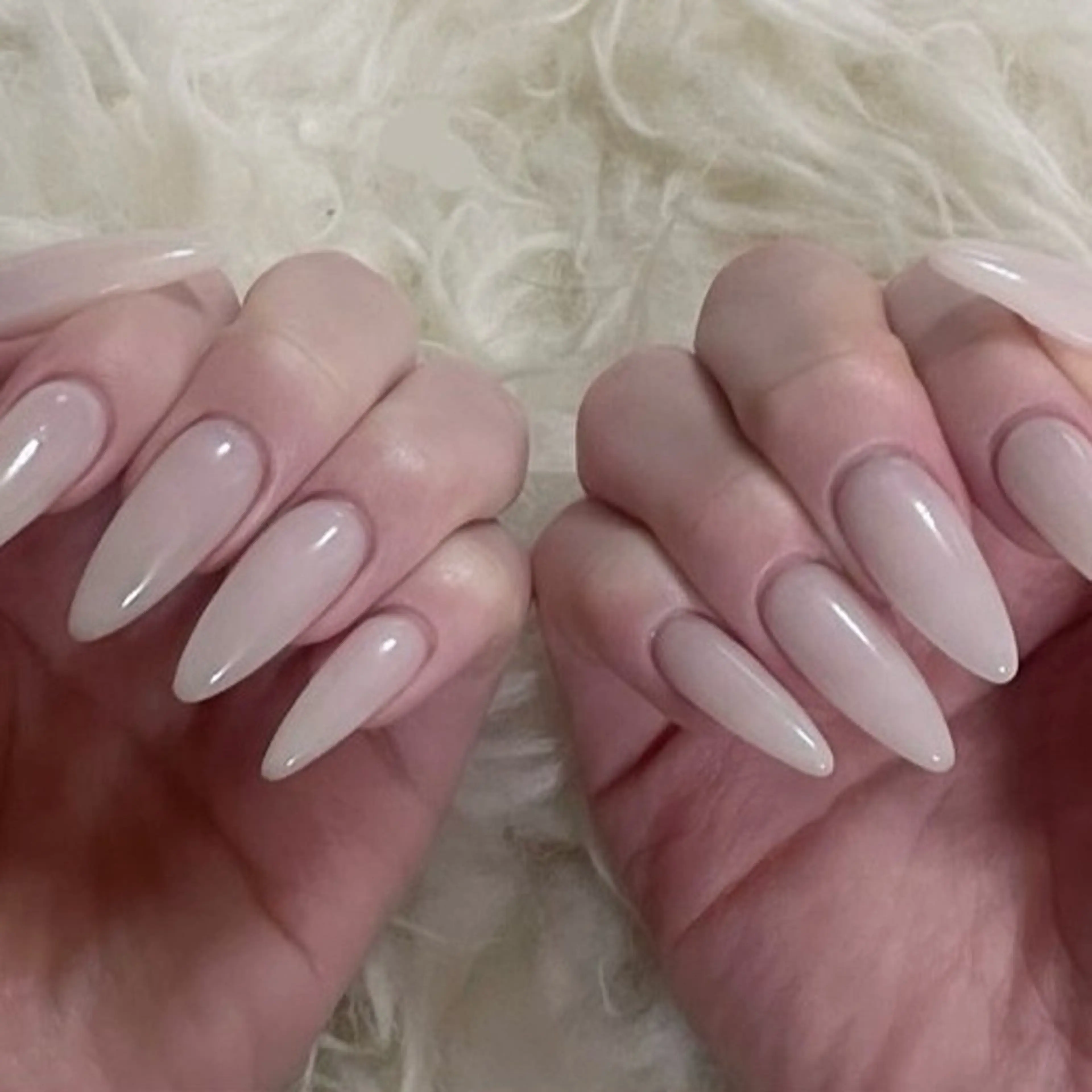 ネイル ︎✧韓国/ワンホン myu︎✧のネイルデザイン