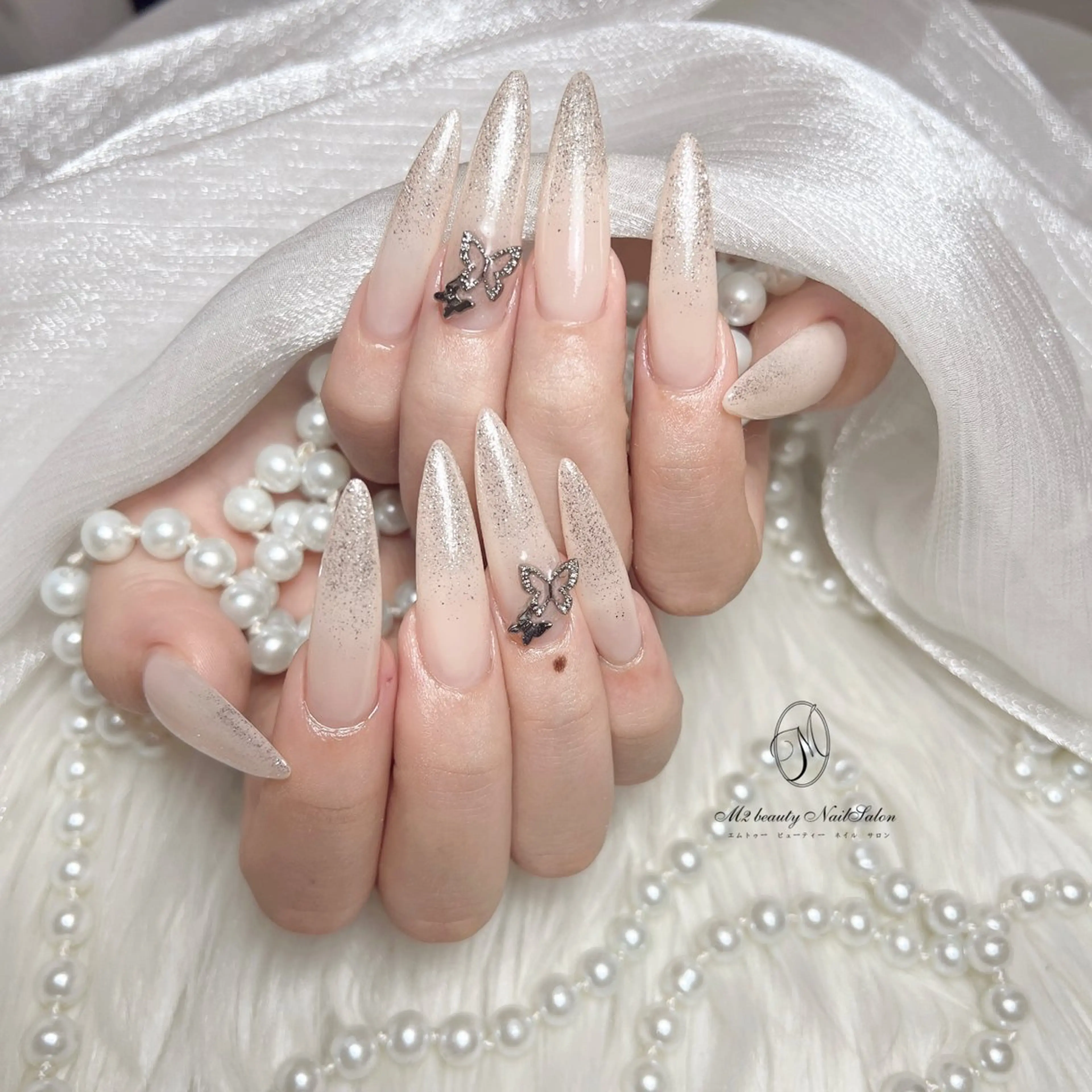 ネイル 長さ出し フットネイル フレンチネイル ガラスフレンチ グラデーション ハンドネイル M2beauty Renaのネイルデザイン