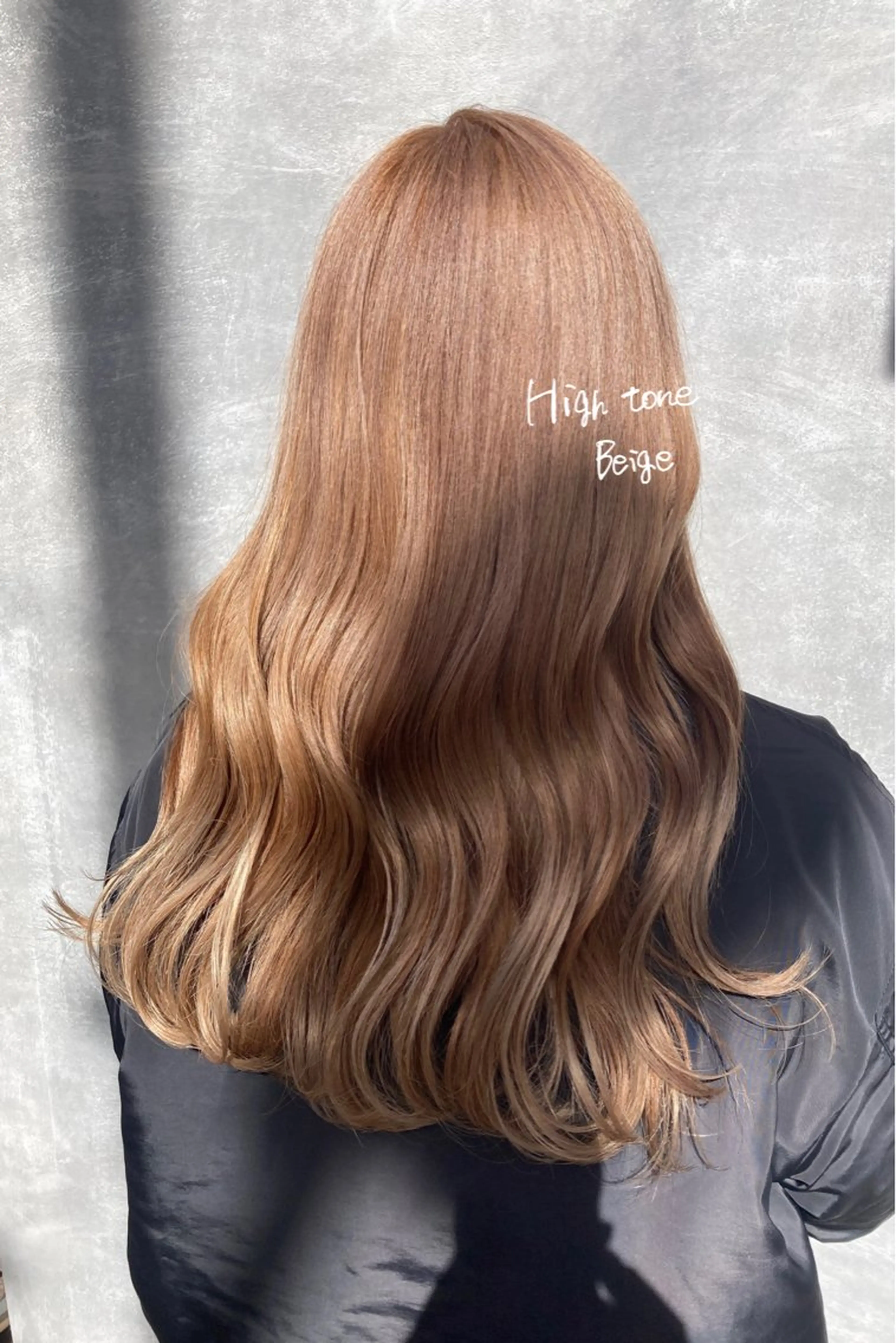 ロング ヘアカラー 河野 優希のヘアスタイル