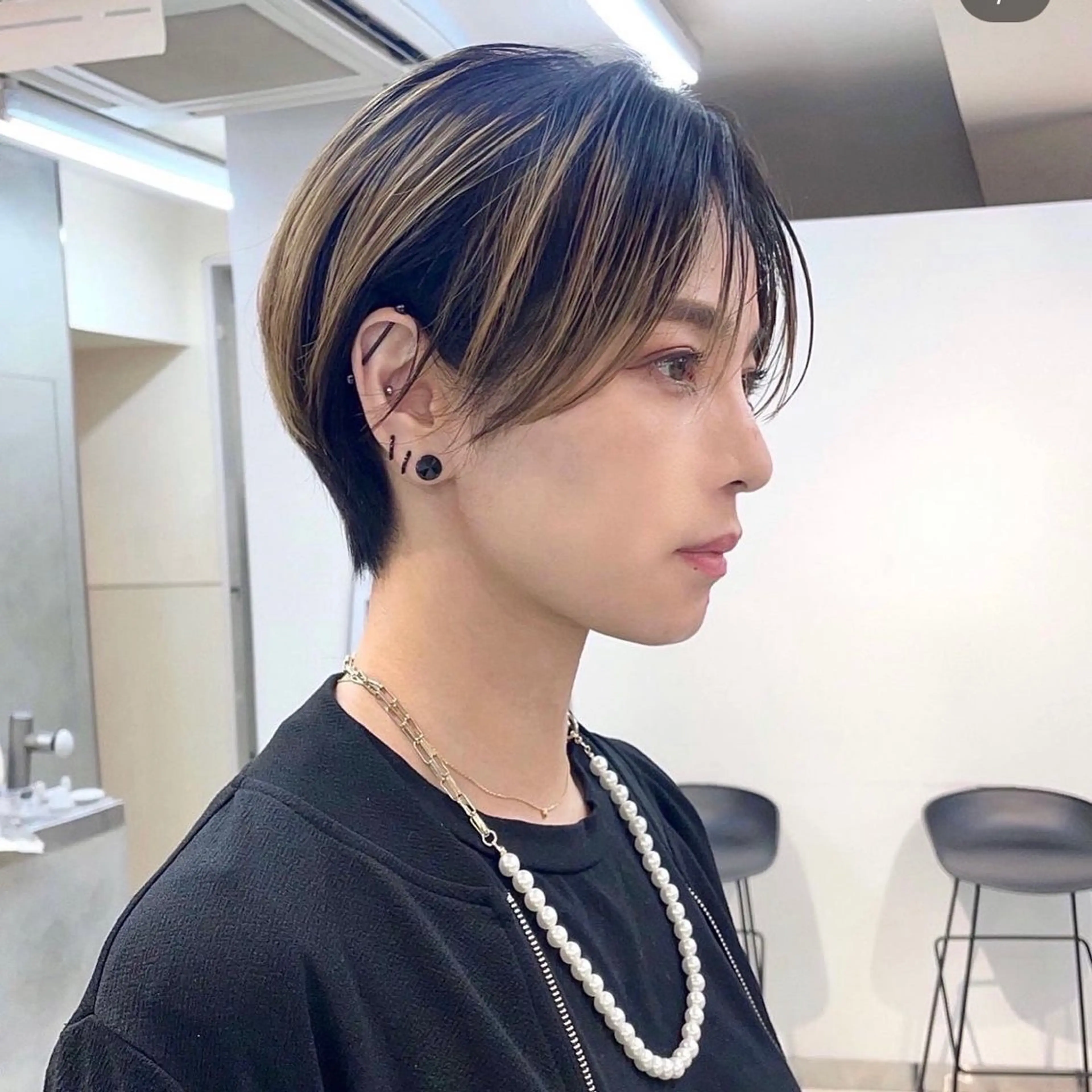 ショート 縮毛矯正、髪質改善 肘以上無料のヘアスタイル