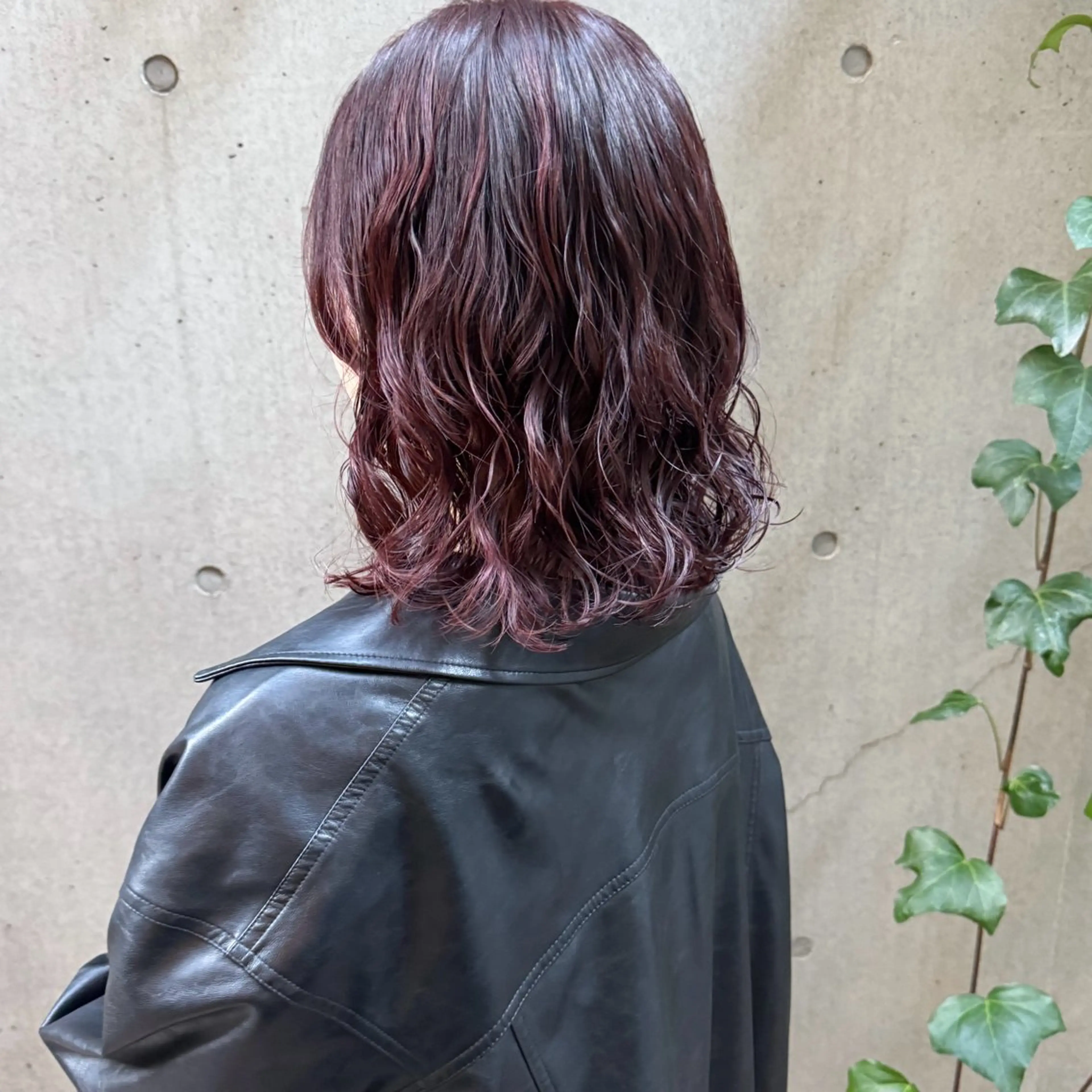 ショート パーマ 伸ばしかけ カット パーマ 大橋 芽衣のヘアスタイル