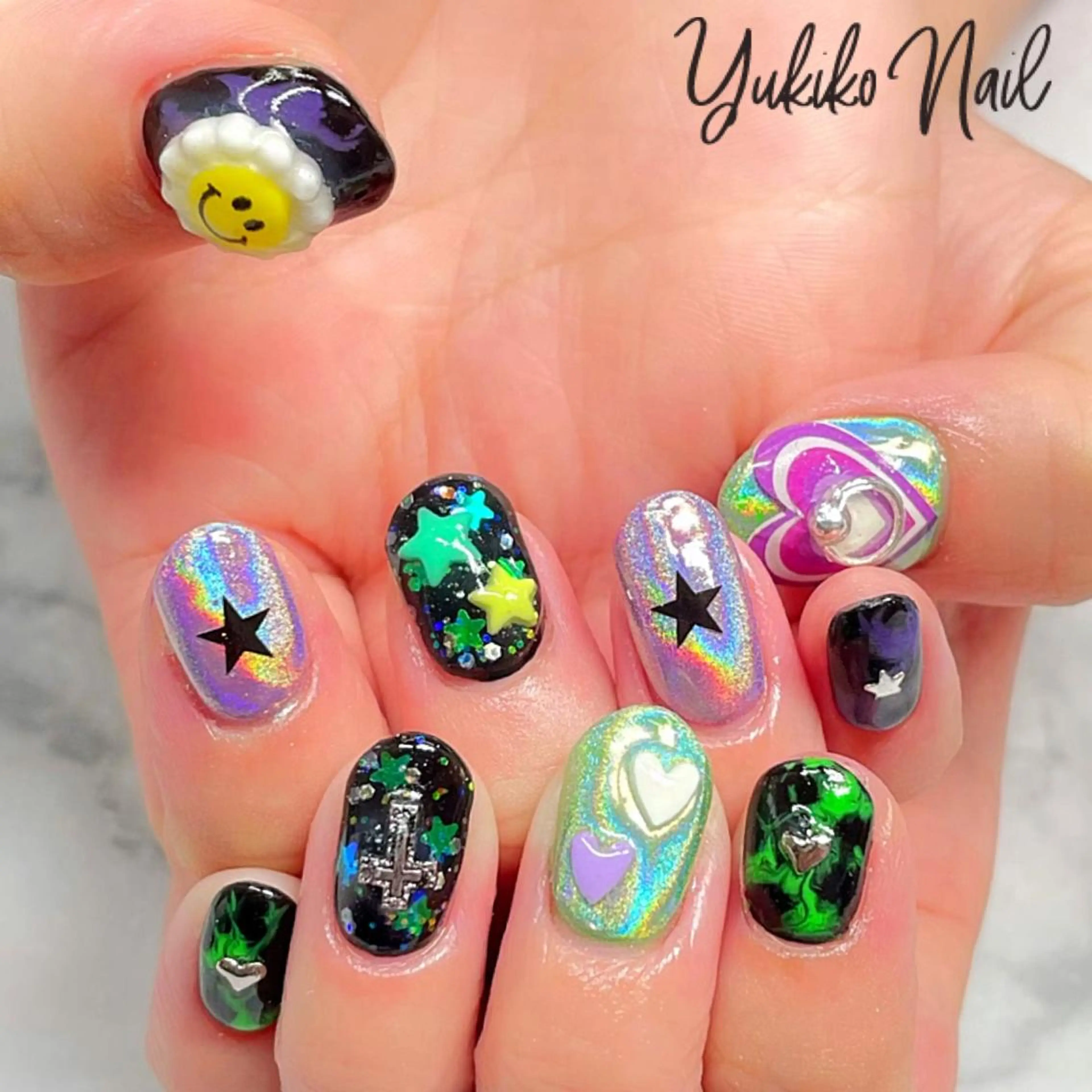 ネイル グリーン ハート ハンドネイル ユキコ ネイルのネイルデザイン