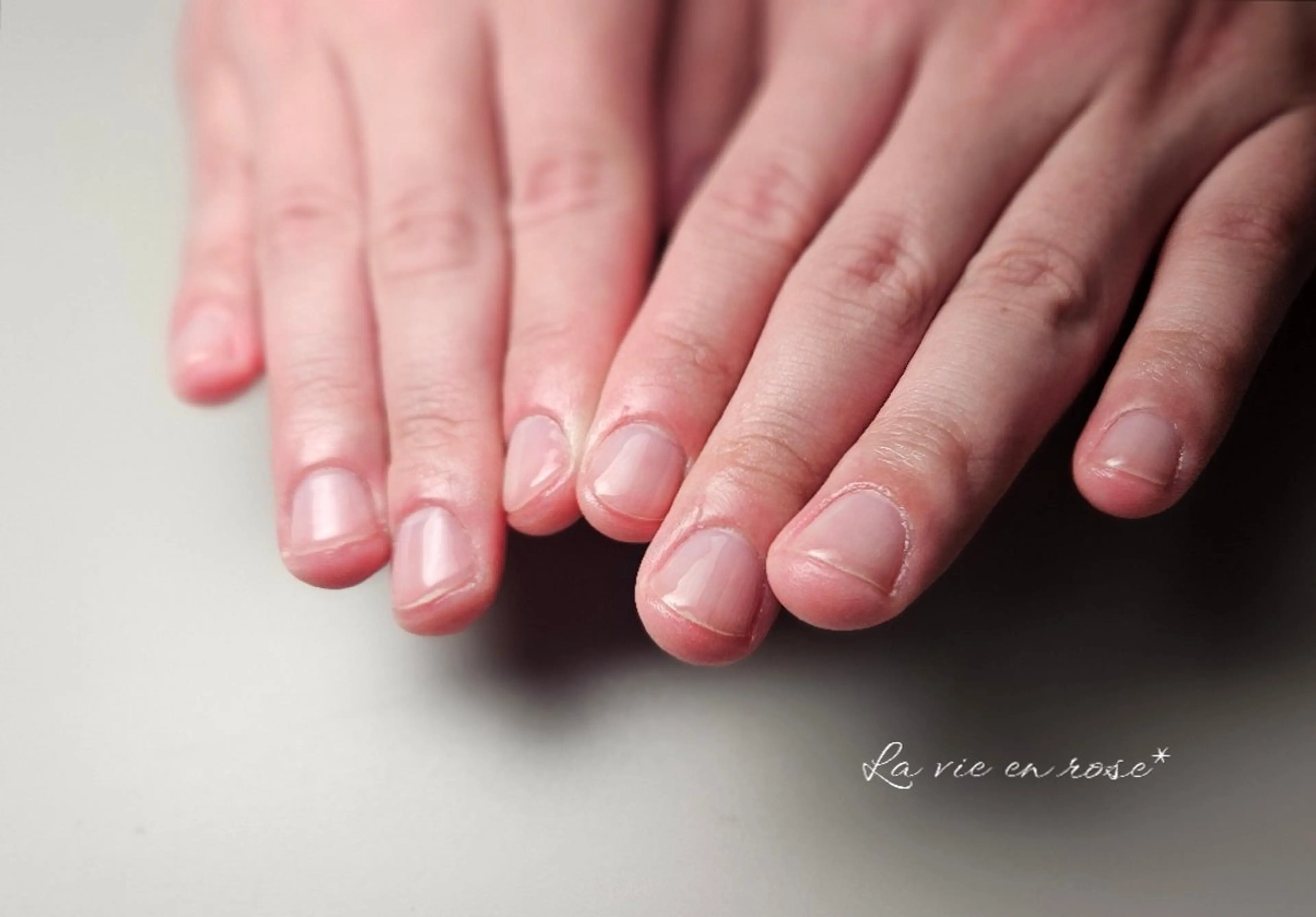 ネイル クリアネイル ジェルネイル ラヴィアン ローズのネイルデザイン