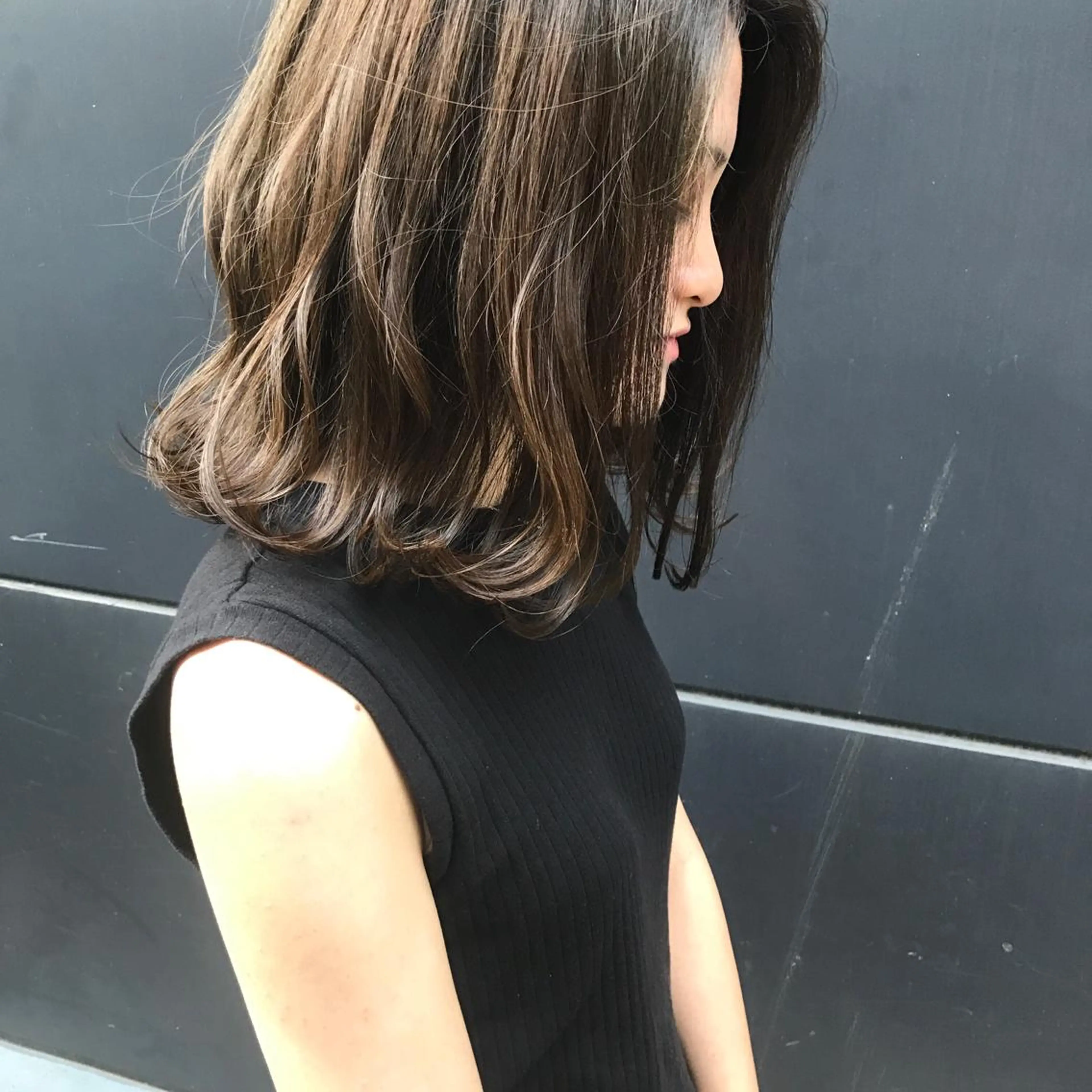 ミディアム カラー ヤスドミ ケイスケのヘアスタイル