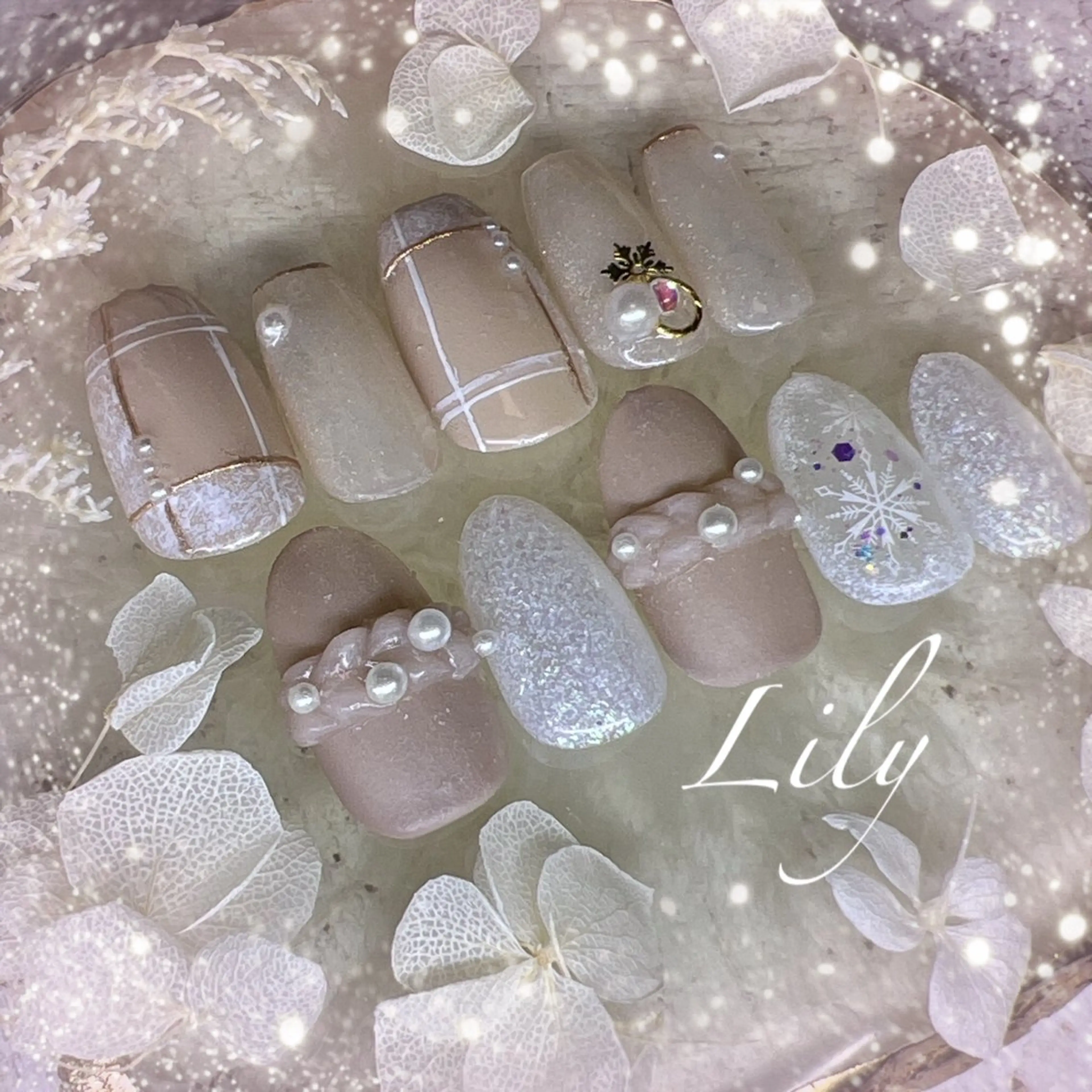 ネイル ハンドネイル Lily*nail 🌻Mii🌻のネイルデザイン