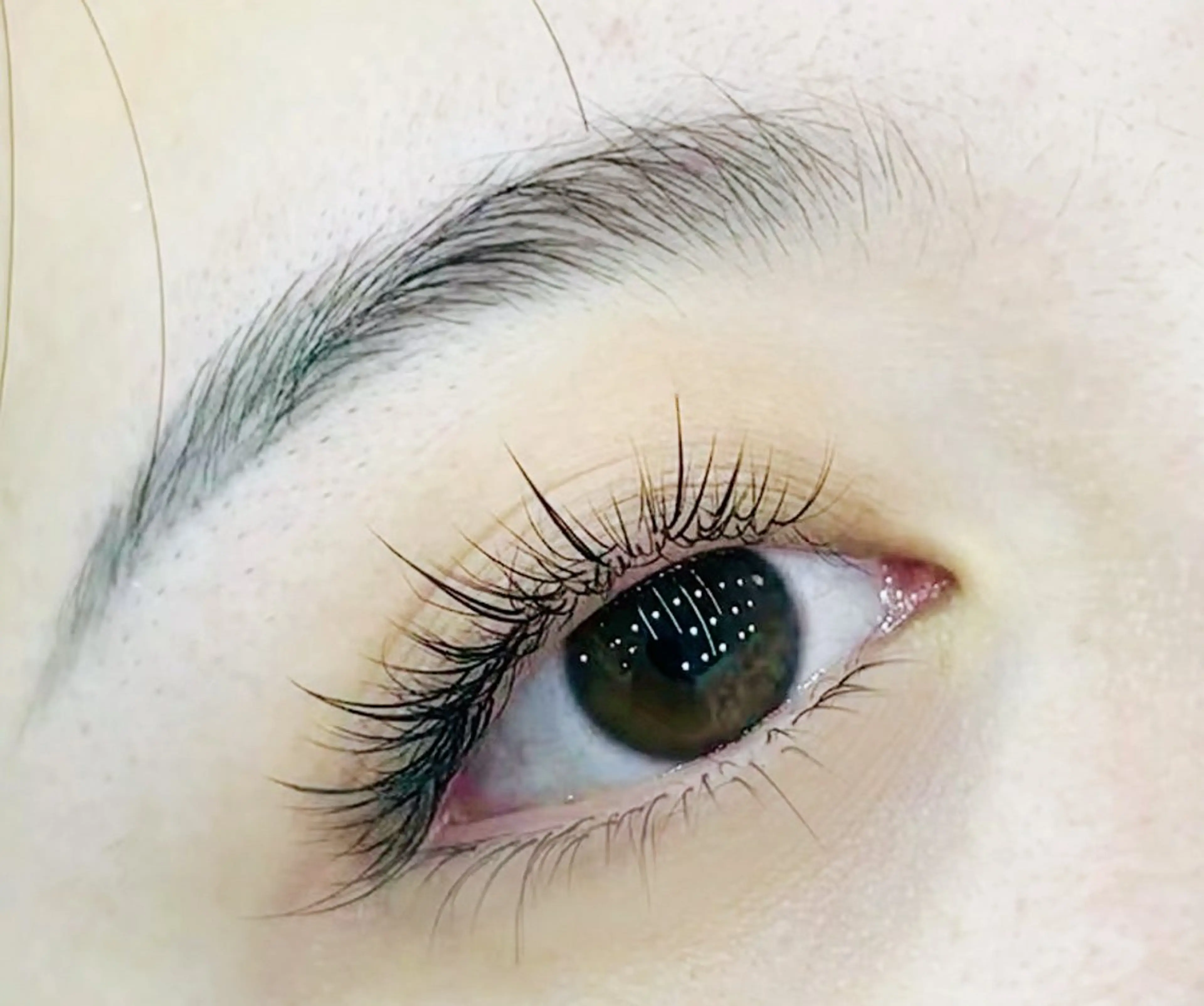 マツエク・マツパ ナチュラル ワンホンマツエク キャナリーロー アイのマツエク・マツパデザイン