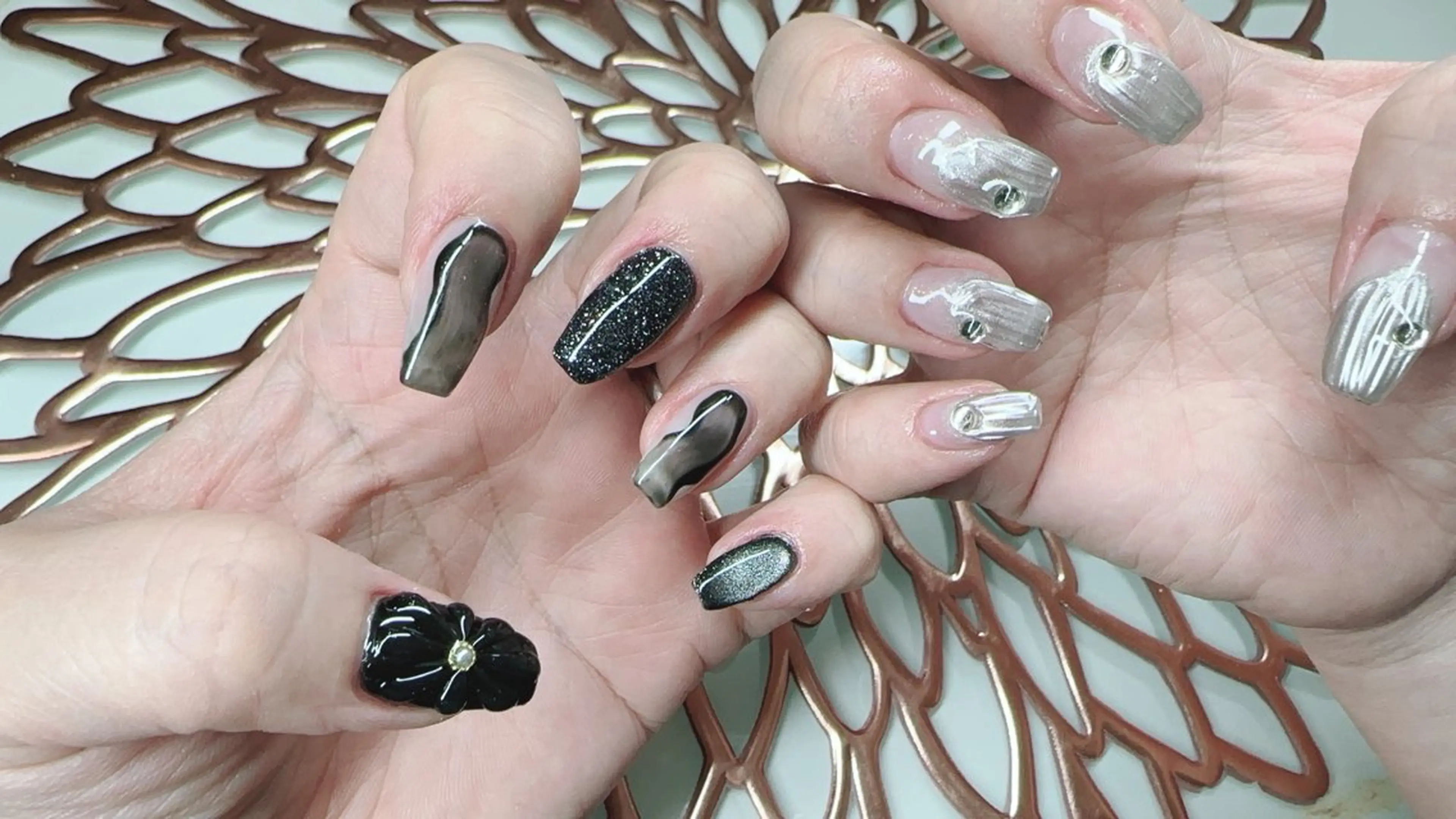 【オフ込み】フリーデザイン※別途パーツ代あり（キャラクター.痛ネイル.3D不可）の写真