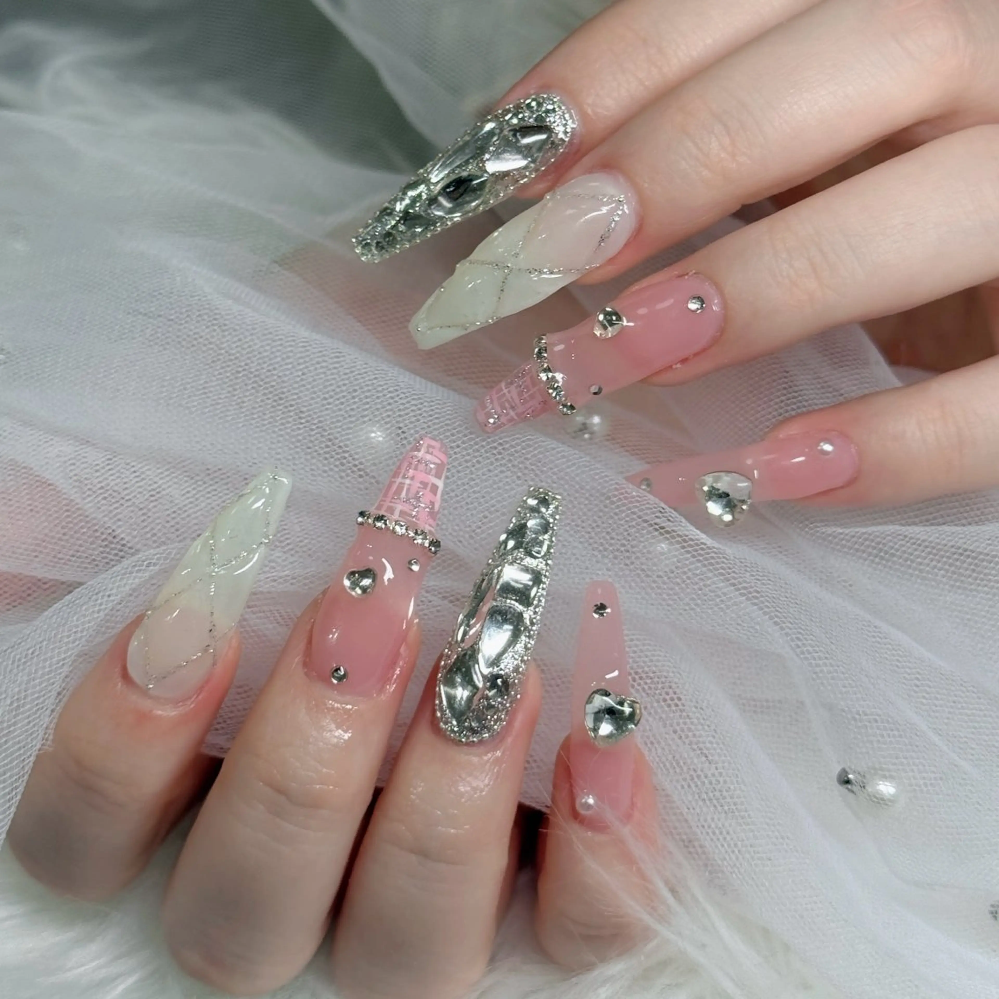 ネイル フットネイル フレンチネイル グラデーション 韓国ネイル ロングネイル ハンドネイル Hani Nail Salonのネイルデザイン