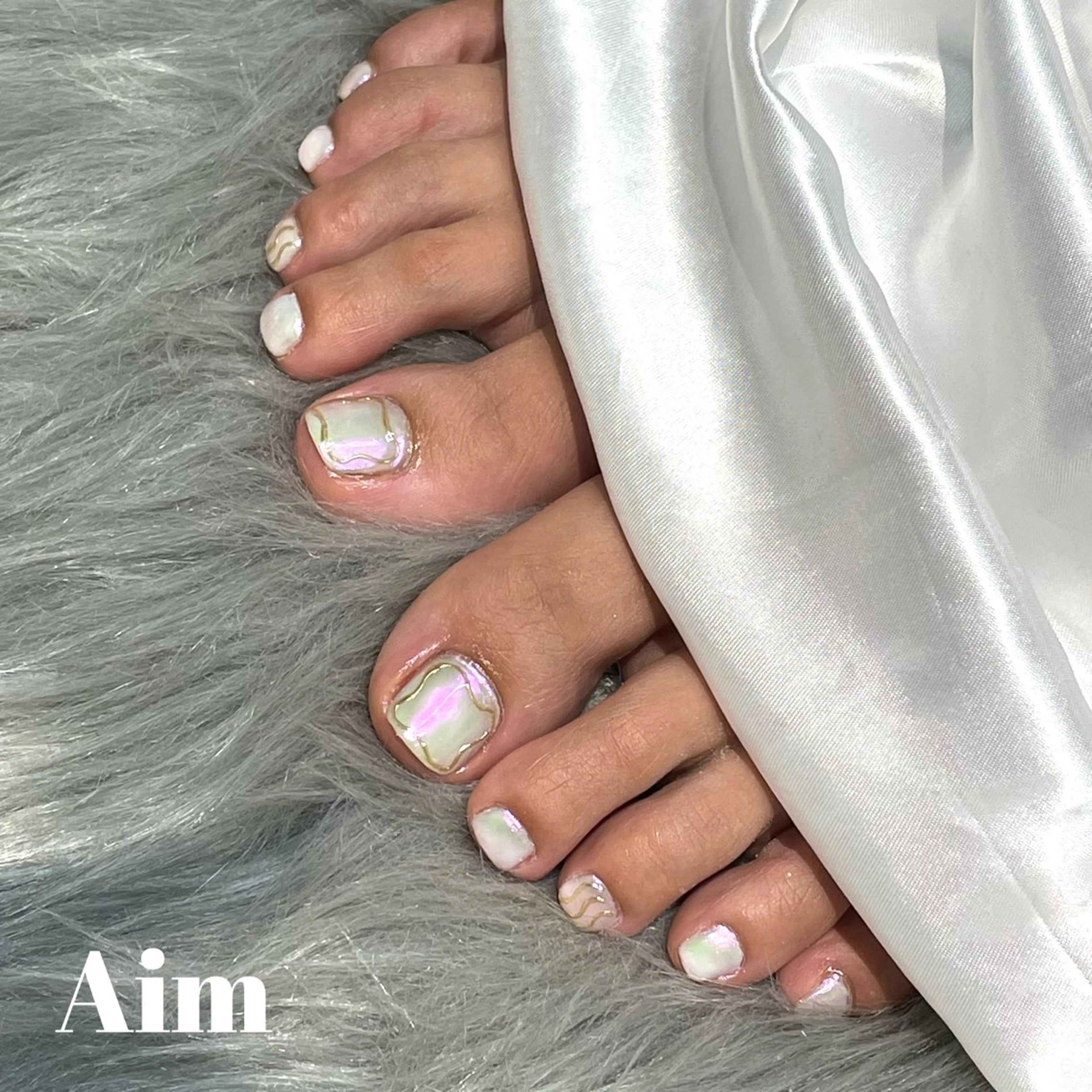 ネイル フットネイル ネイルサロンAim河原町[ヘアセット　ヘアエクステ　着付　専門店]所属・Aim🌿 kanaのネイルデザイン