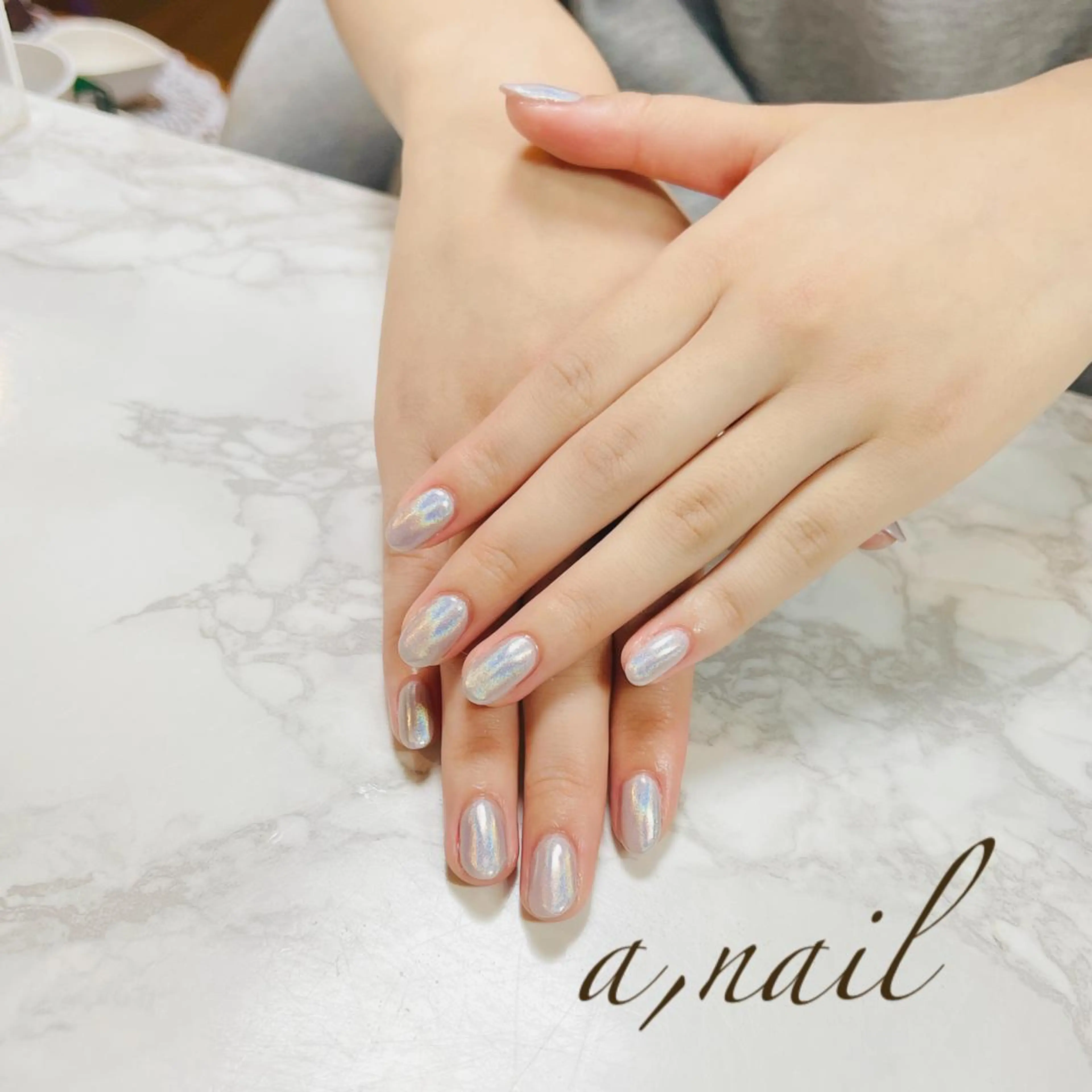 ネイル オーロラネイル フットネイル ジェルネイル グラデーション キラキラネイル ネイルサロン エーネイルのネイルデザイン