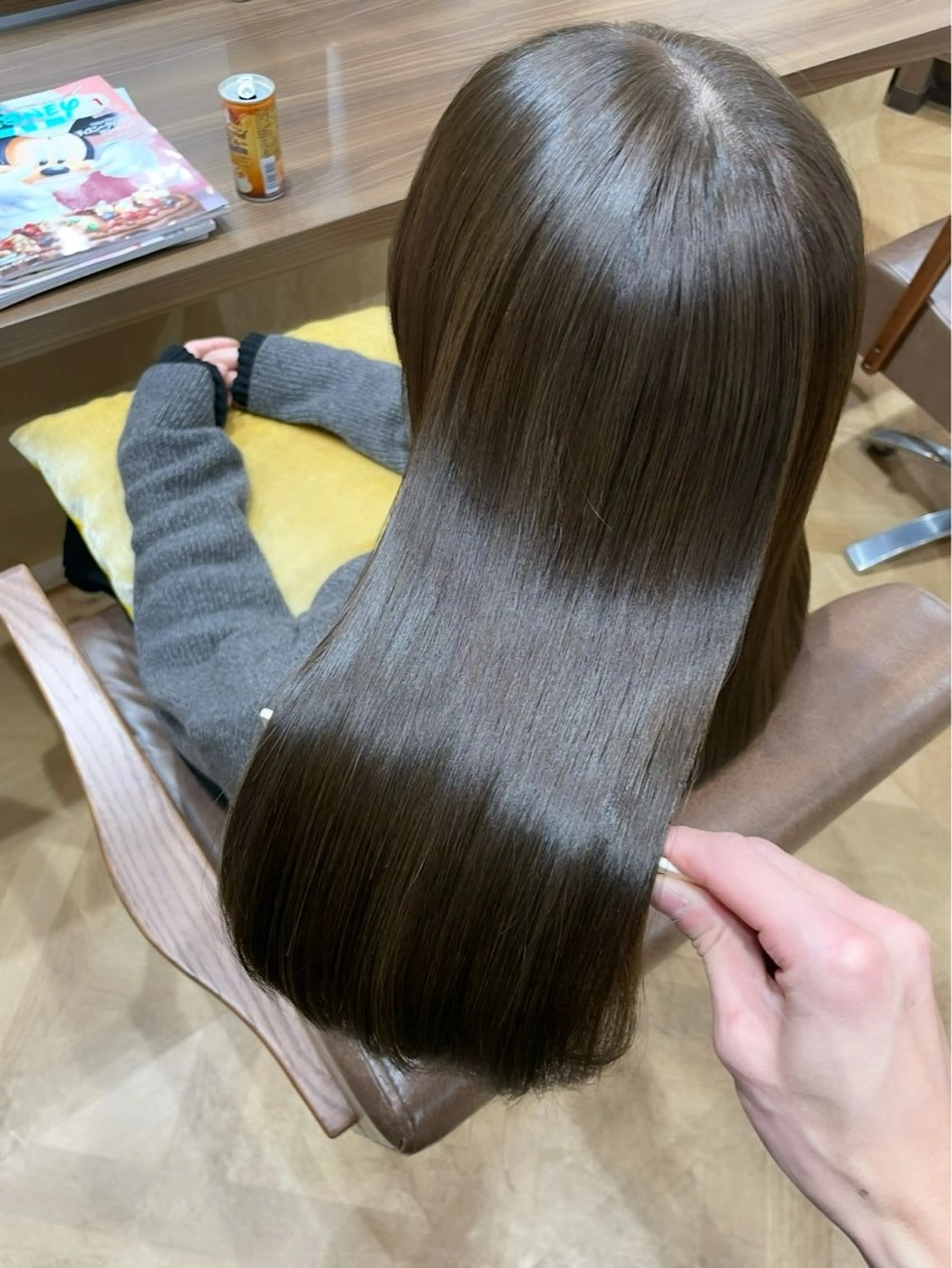 セミロング 髪質改善 トリートメント 有田 仁志のヘアスタイル