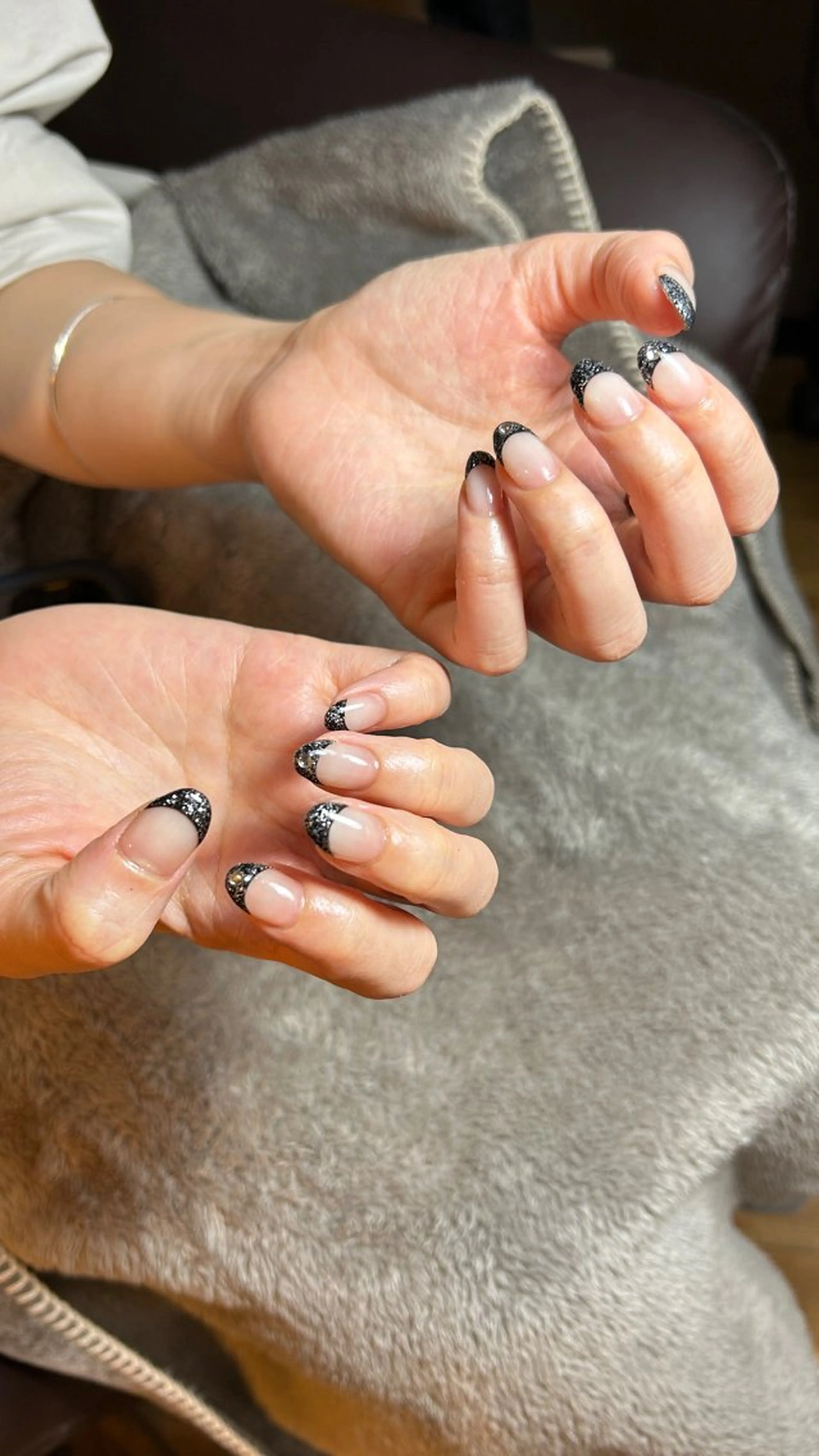 ネイル クリアネイル フレンチネイル フリーランス¨̮⃝ ネイリストOKADAのネイルデザイン