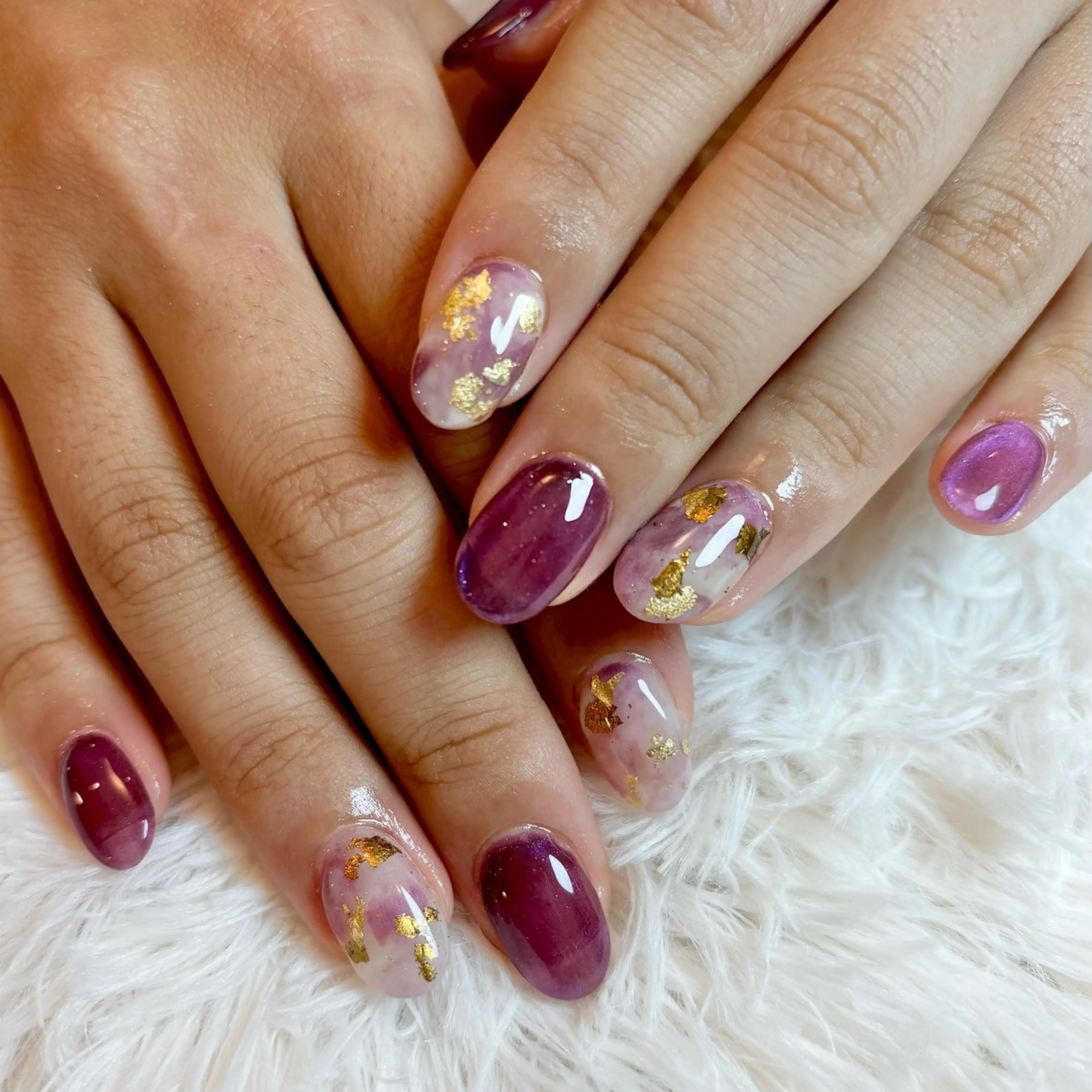 ネイル パープル ハンドネイル Lelole 🫧マグネット🫧のネイルデザイン