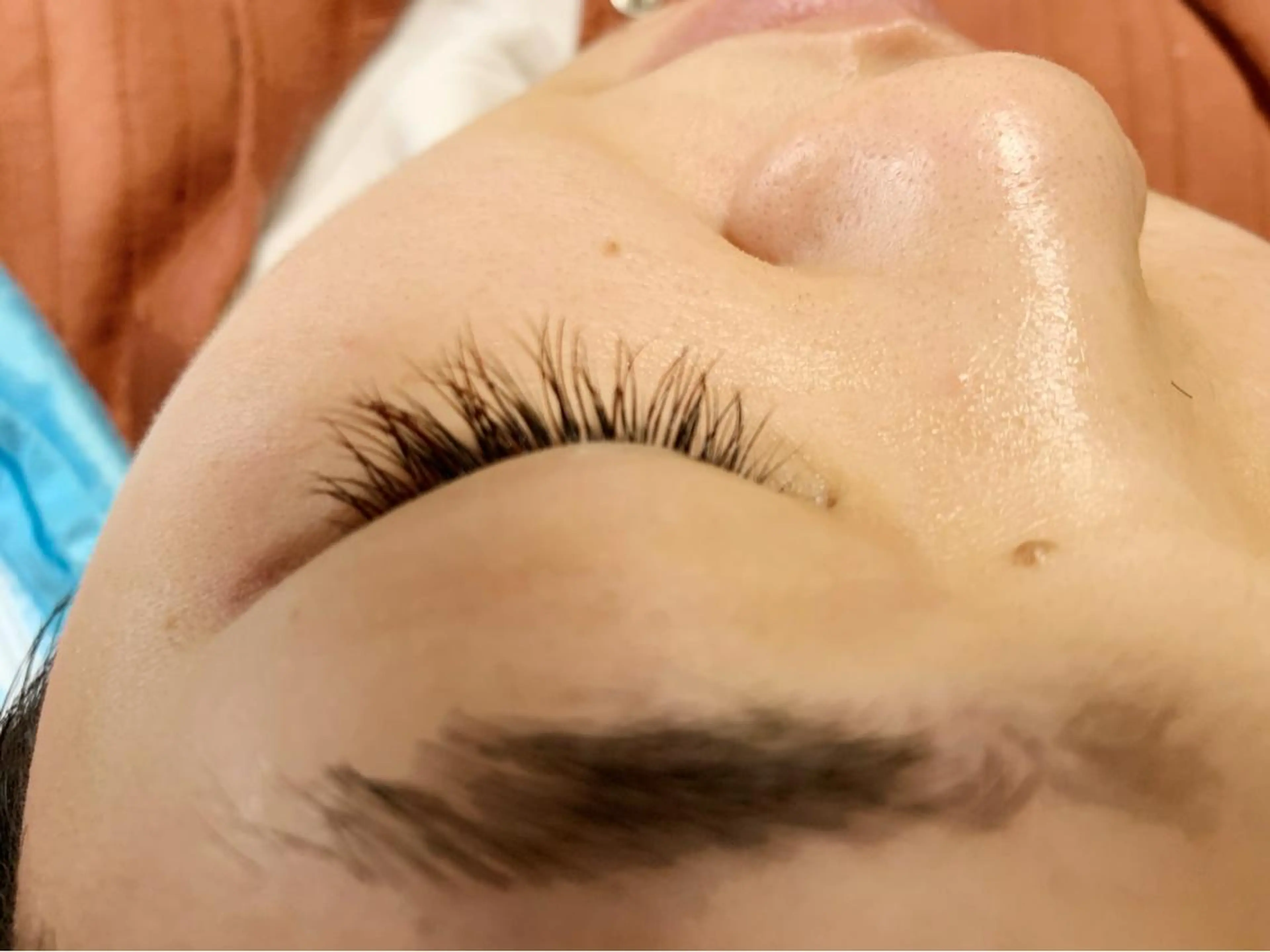 マツエク・マツパ カラーマツエク ラルース所属・ラルース ヘアのマツエク・マツパデザイン