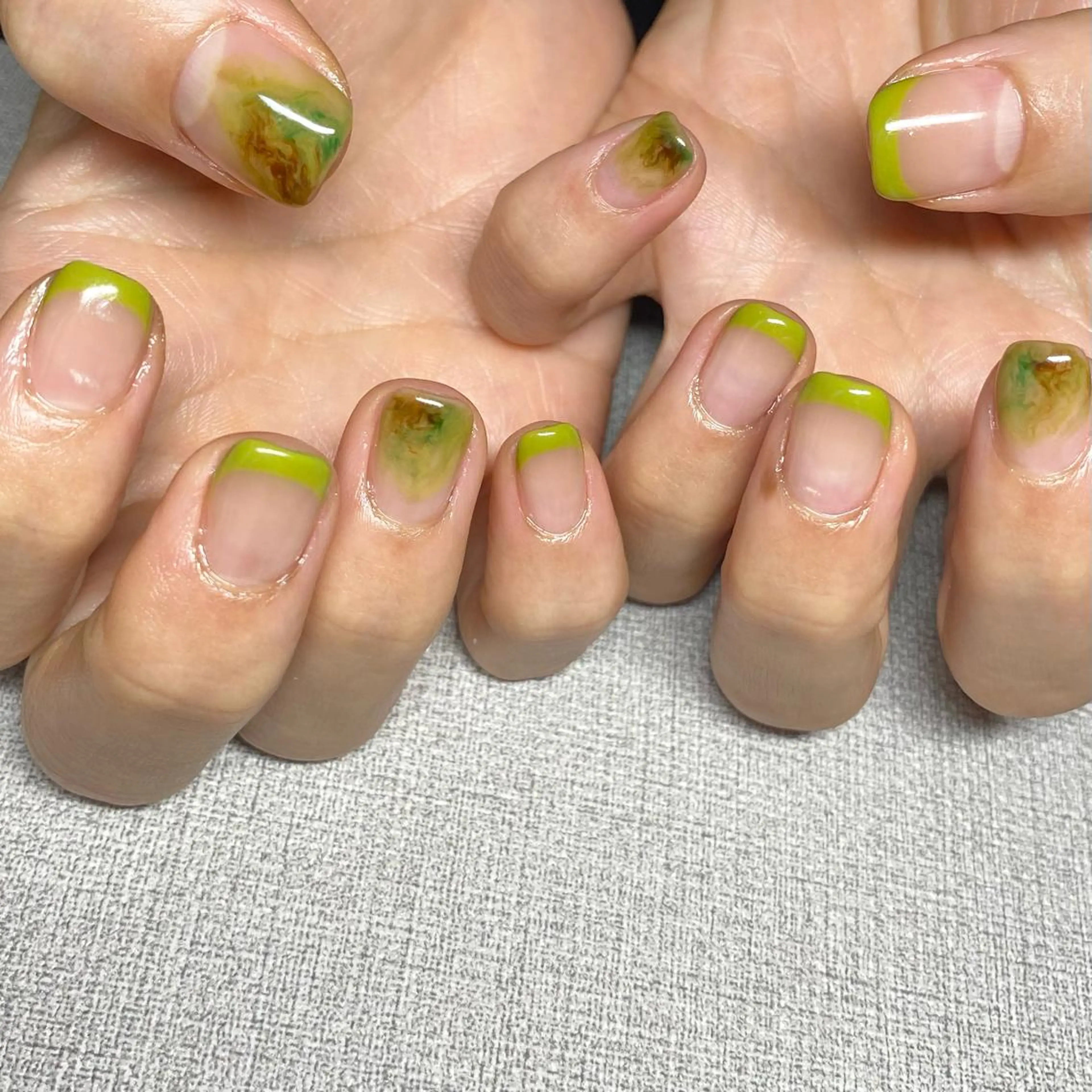 ネイル アートネイル ニュアンスネイル ハンドネイル 山田 貴子のネイルデザイン