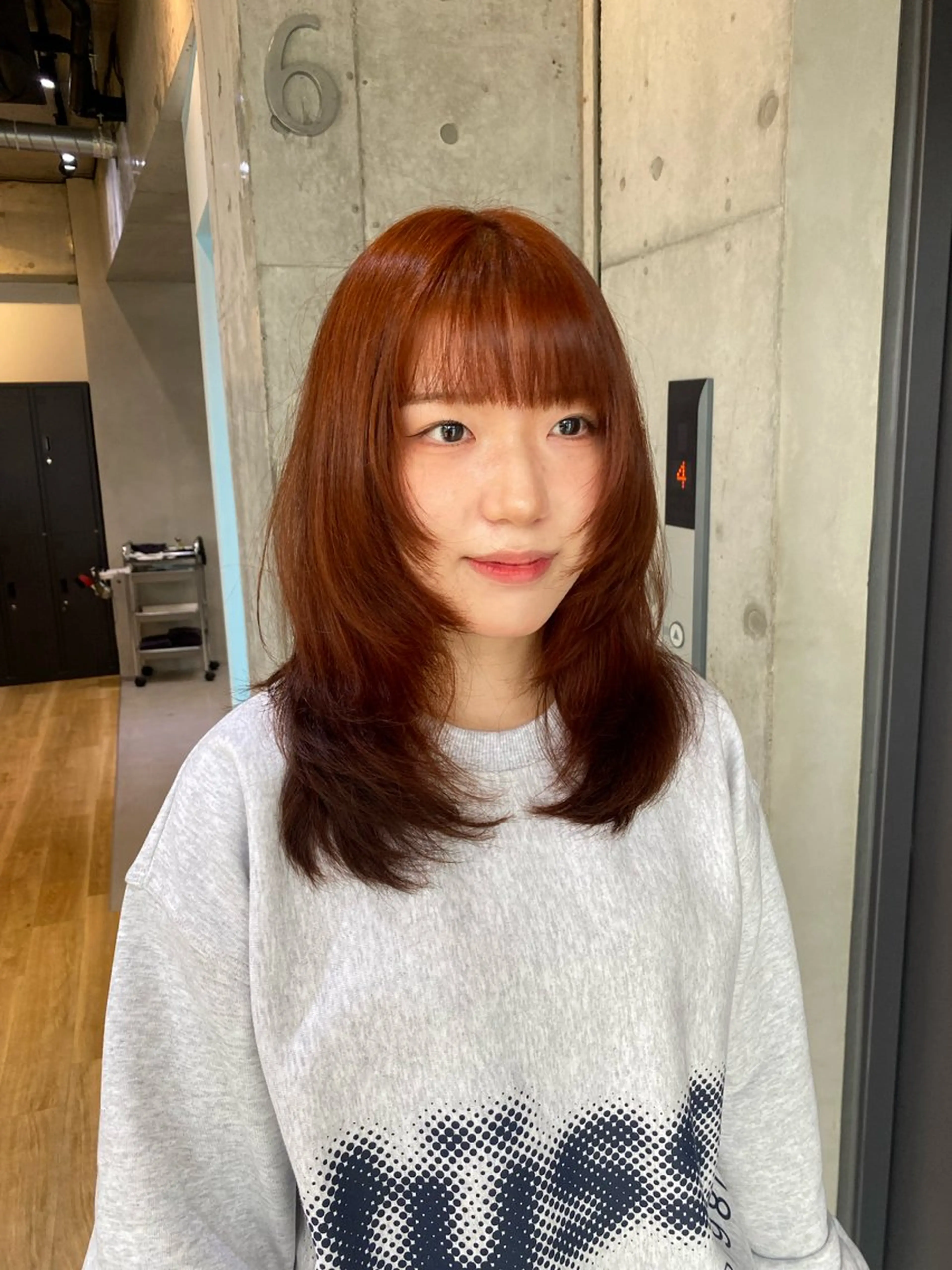 セミロング カラー レイヤーカット 太我/フェザーパーマ /ニュアンスパーマのヘアスタイル