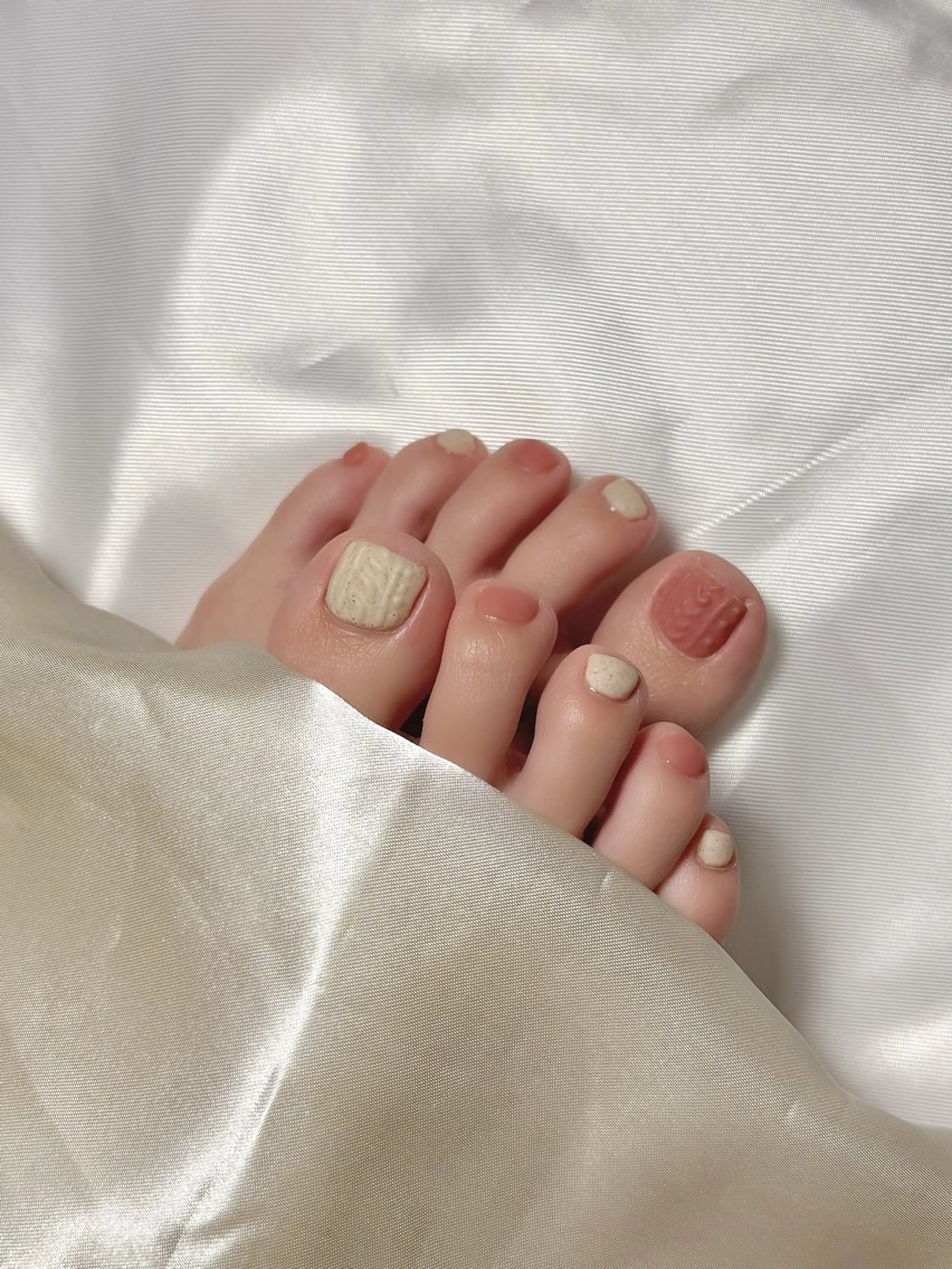 ネイル フットネイル miryeonail ミリョネイルのネイルデザイン