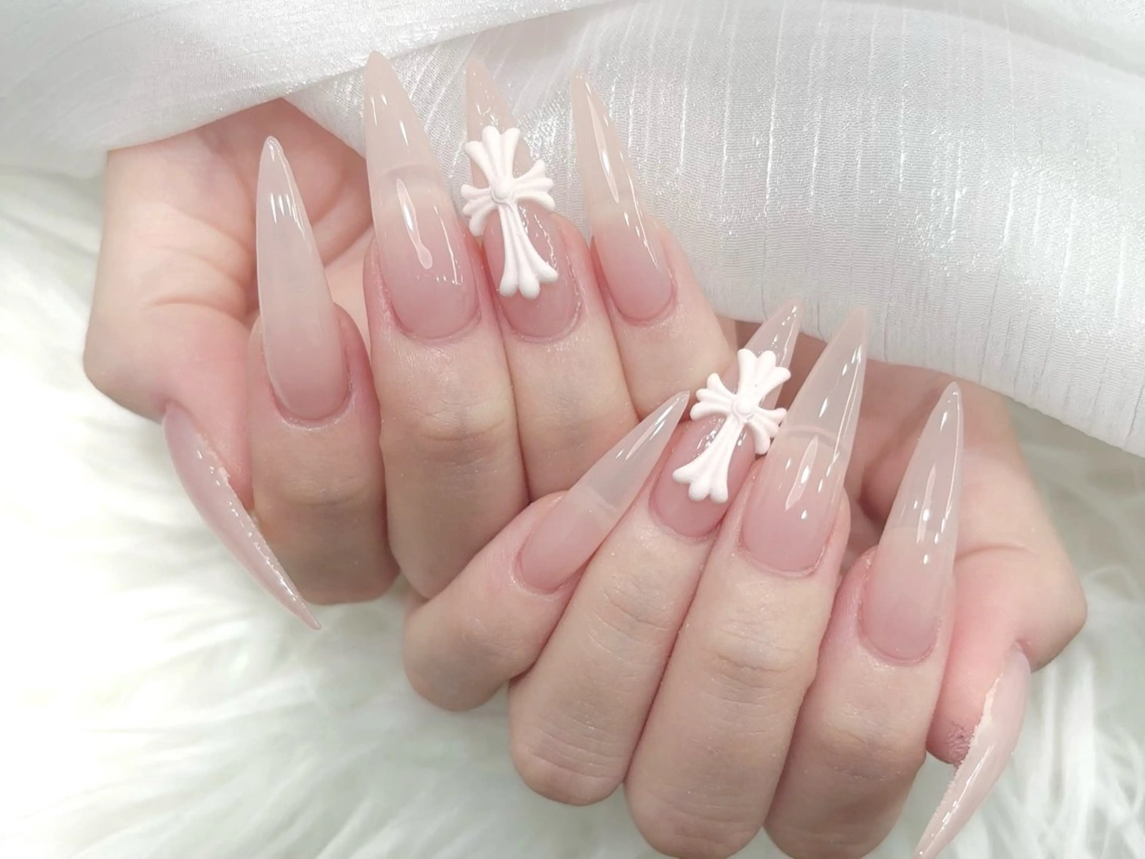 ネイル ハンドネイル MoMoA Nail ネイル長さ出し専門店のネイルデザイン