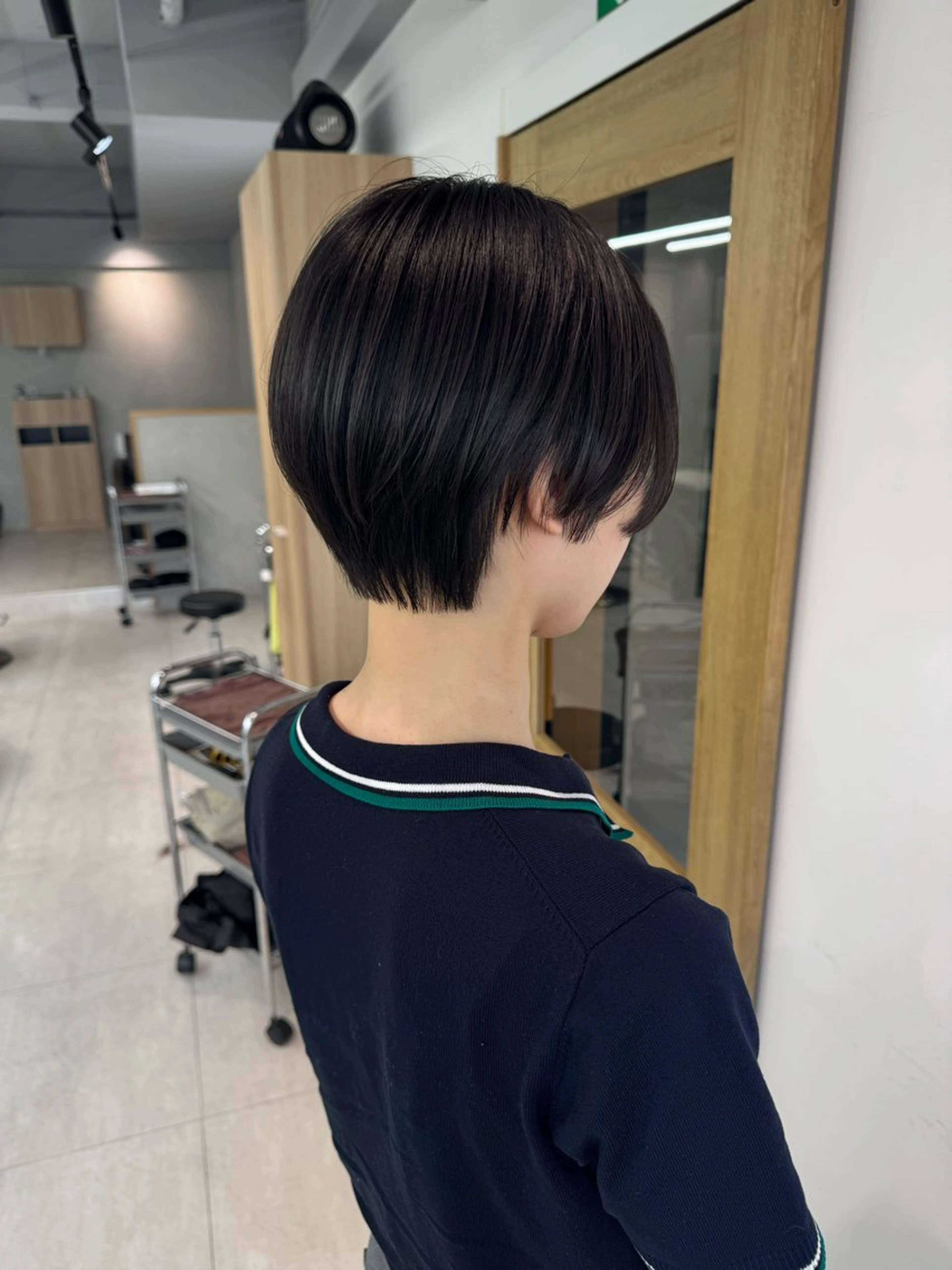 ショート カット 顔周りレイヤー /kokoro🦮のヘアスタイル