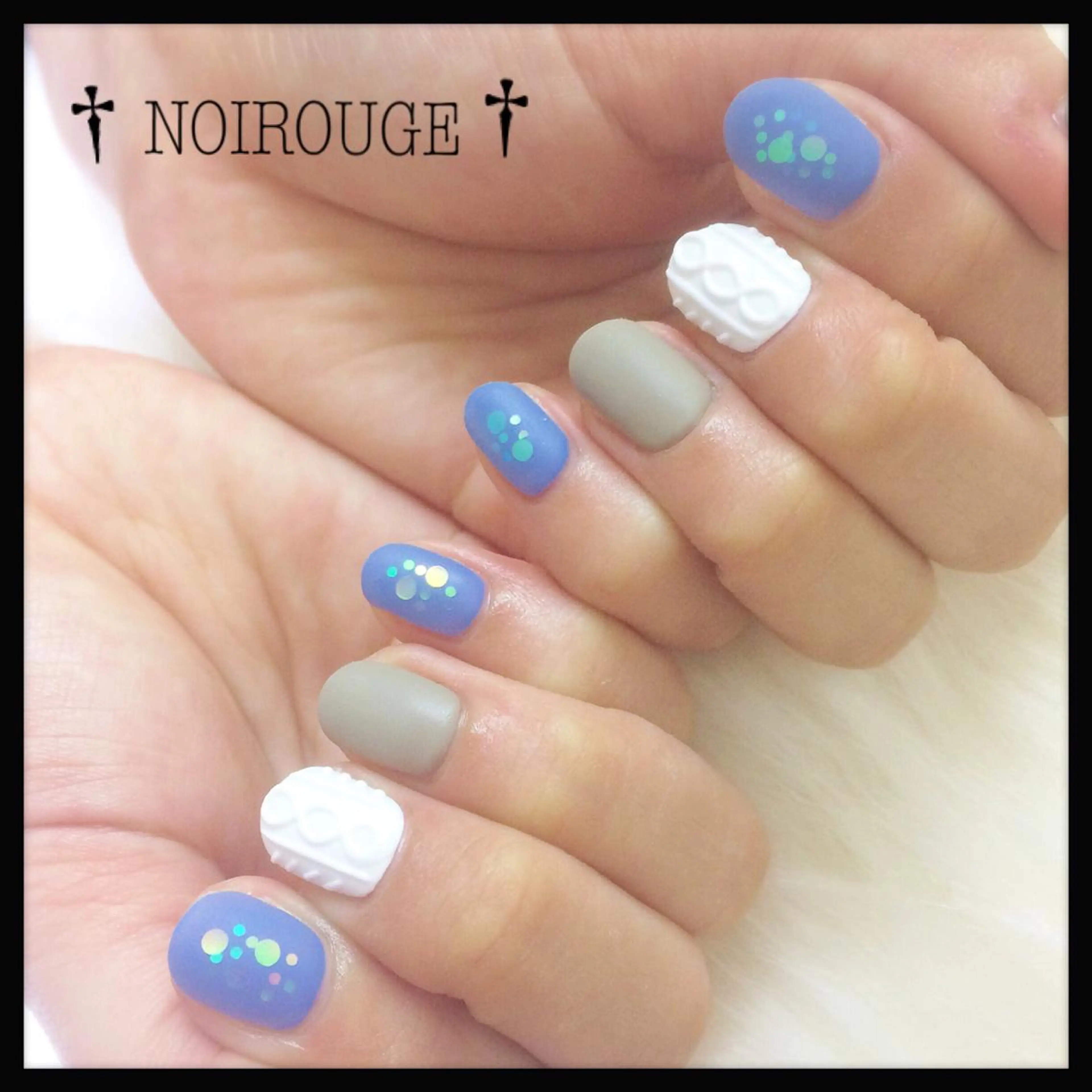 ネイル NOIROUGE所属・NOI ROUGEのネイルデザイン