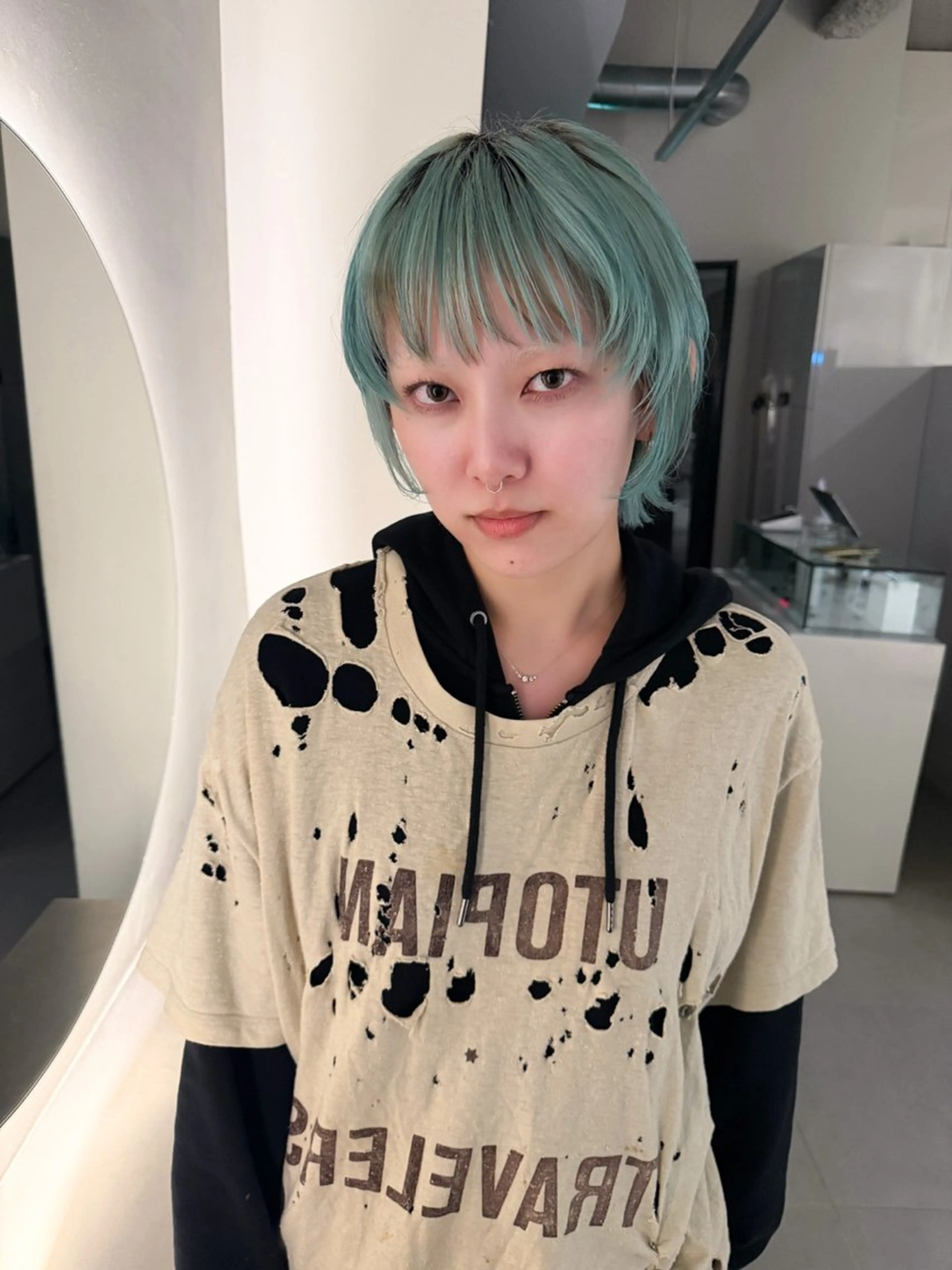 ショート カラー 佐藤 かえでのヘアスタイル