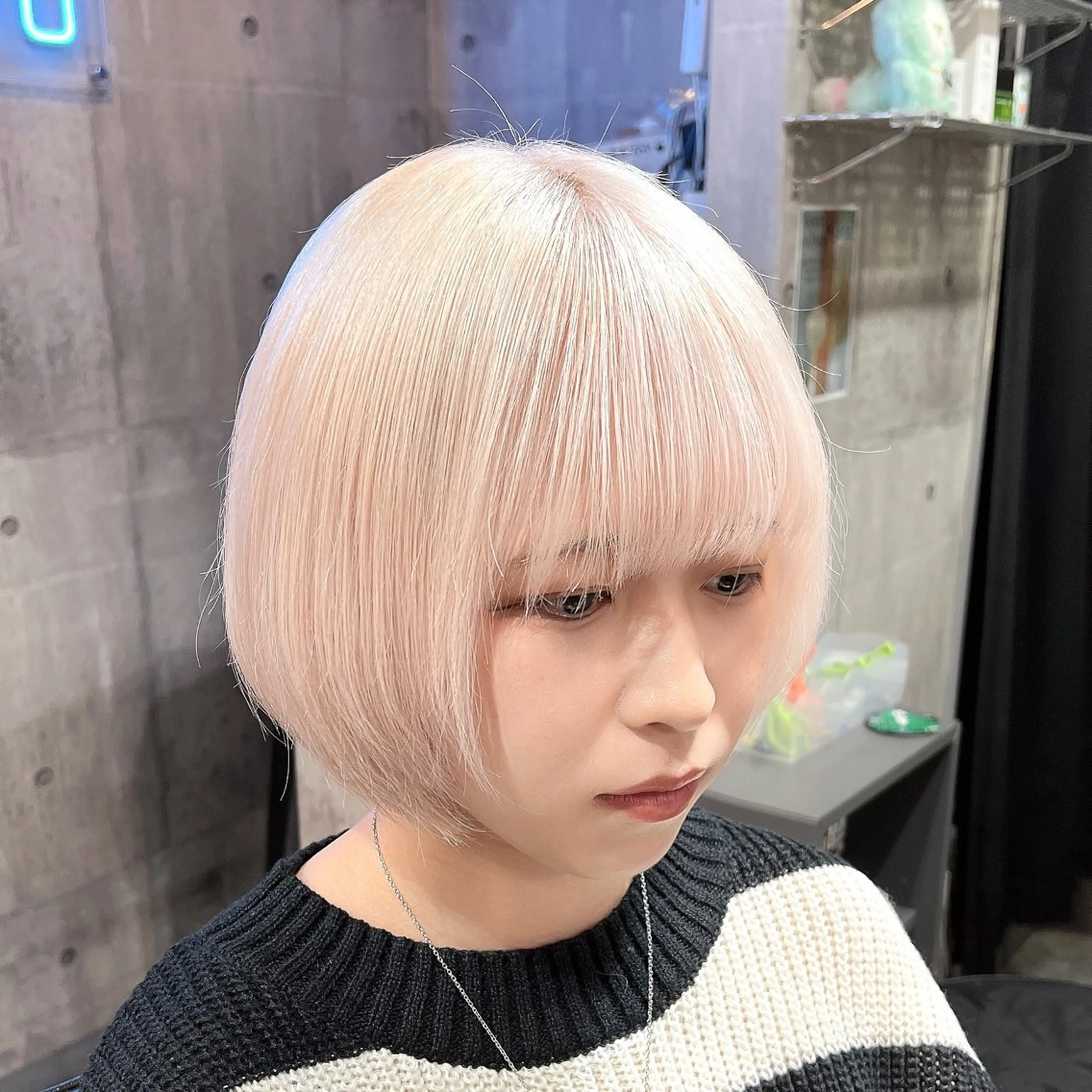 ショート カラー ヘアカラー トリートメント ✨ブリーチ支持No1 複雑履歴修正/舘岡のヘアスタイル