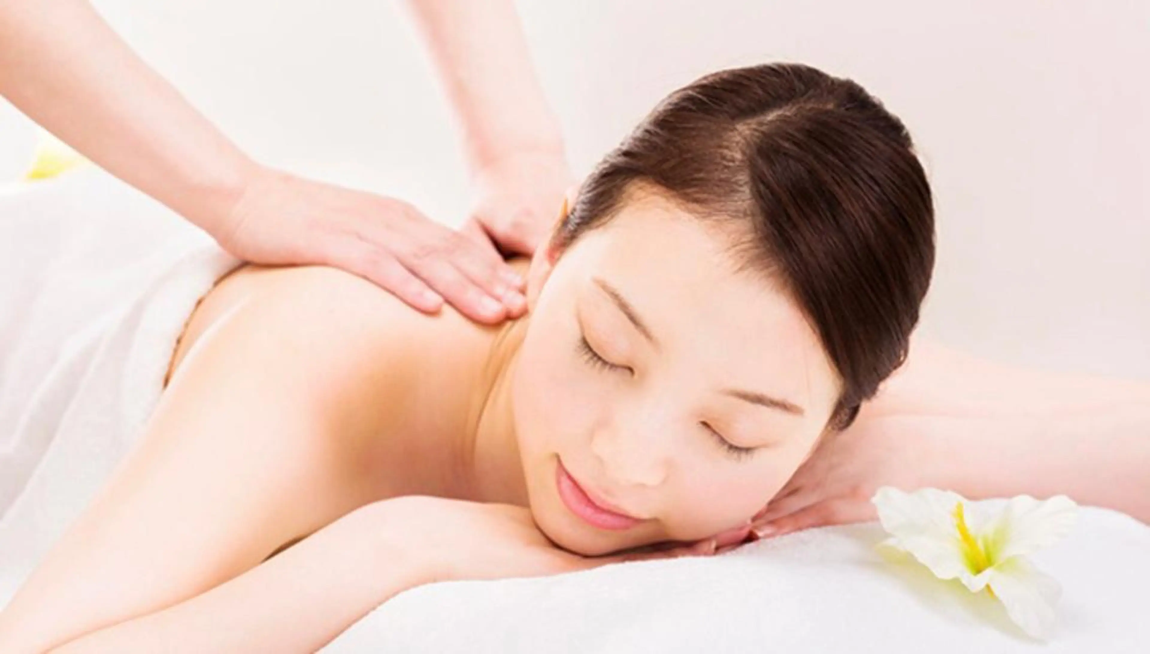 疲れを癒したいあなたへ✨オールハンド60分全身オイルマッサージ🌈の写真