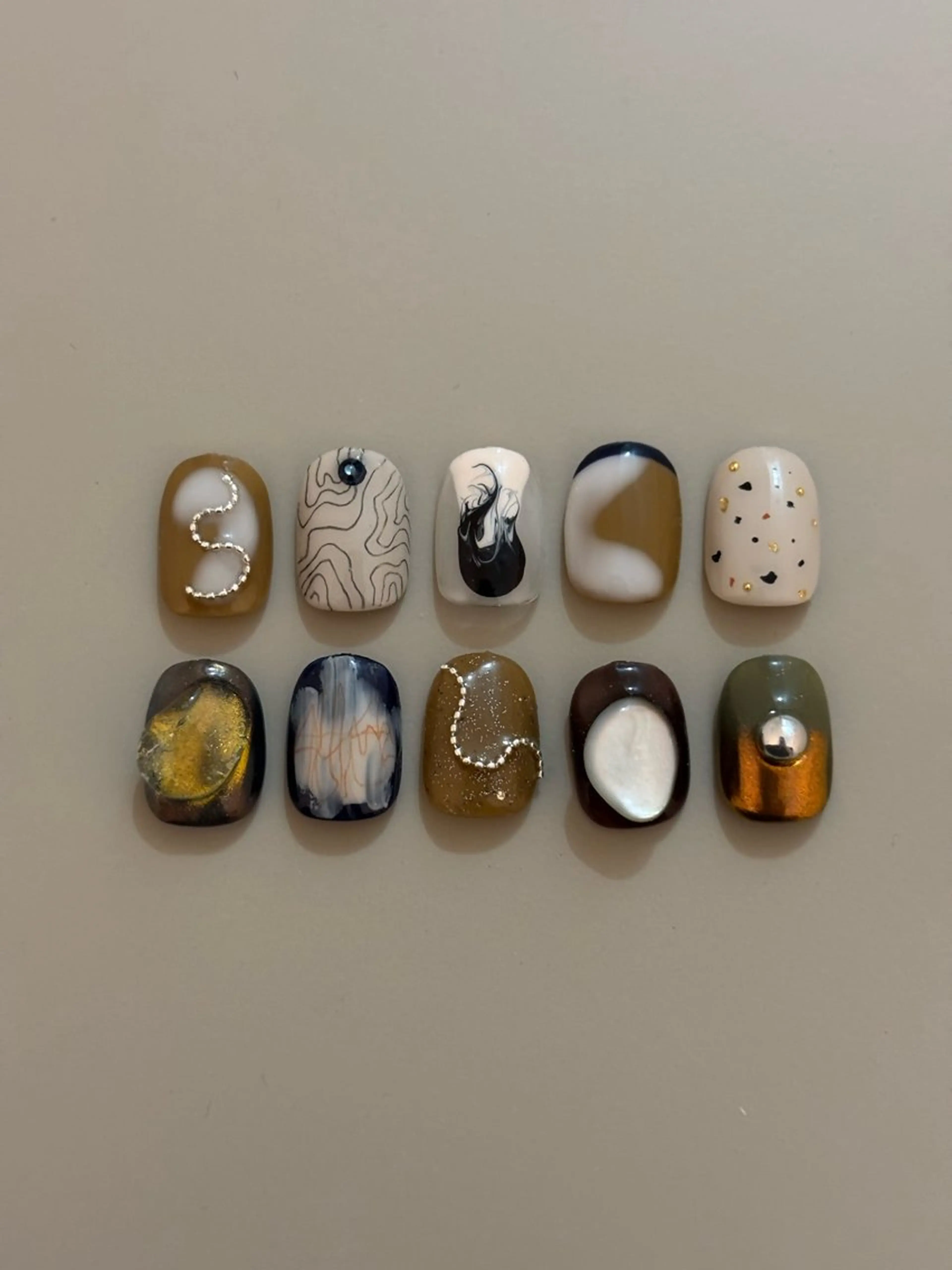 ネイル ハンドネイル フットネイル 早川 里奈のネイルデザイン