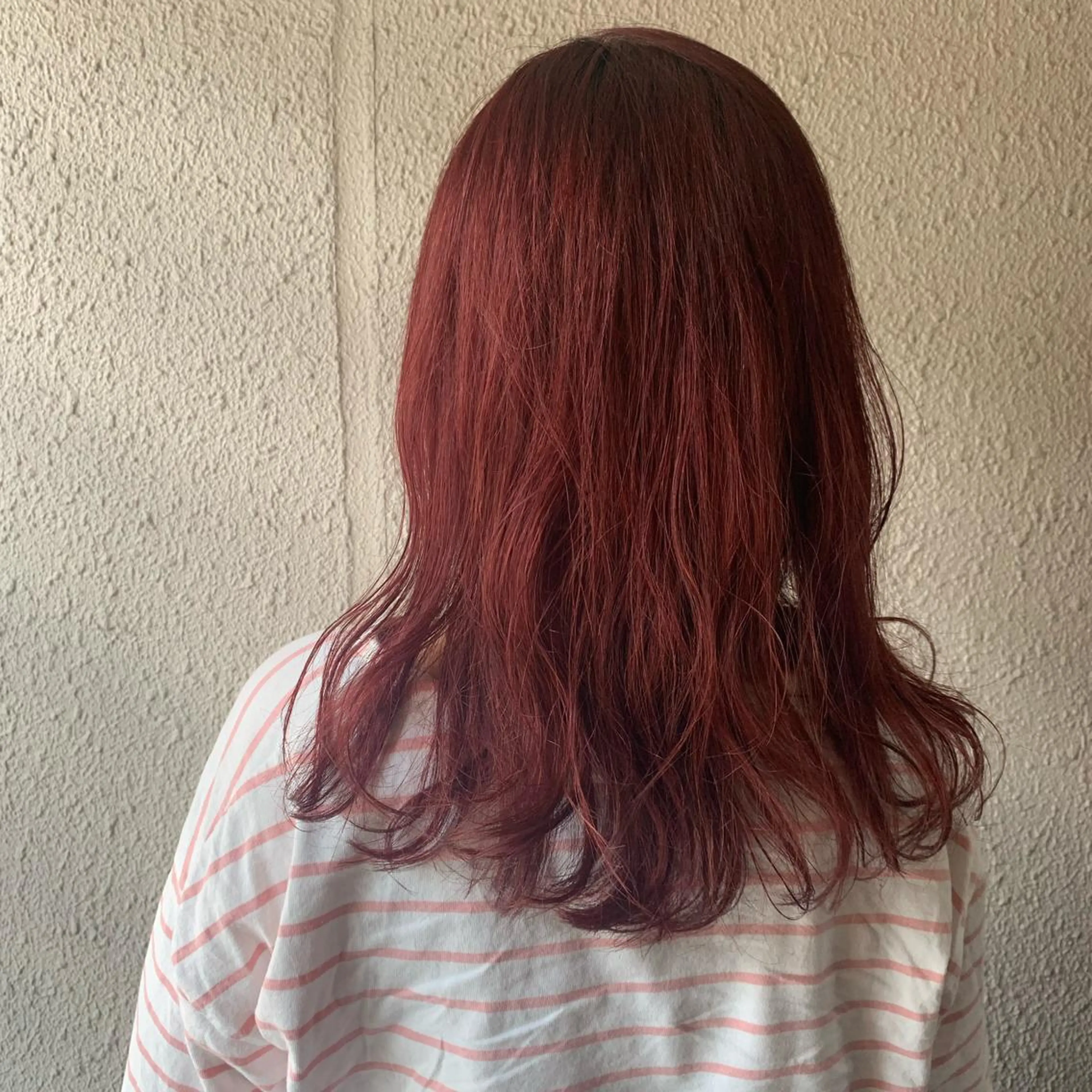 セミロング カラー ボルドーカラー chouette/ 根本優希のヘアスタイル