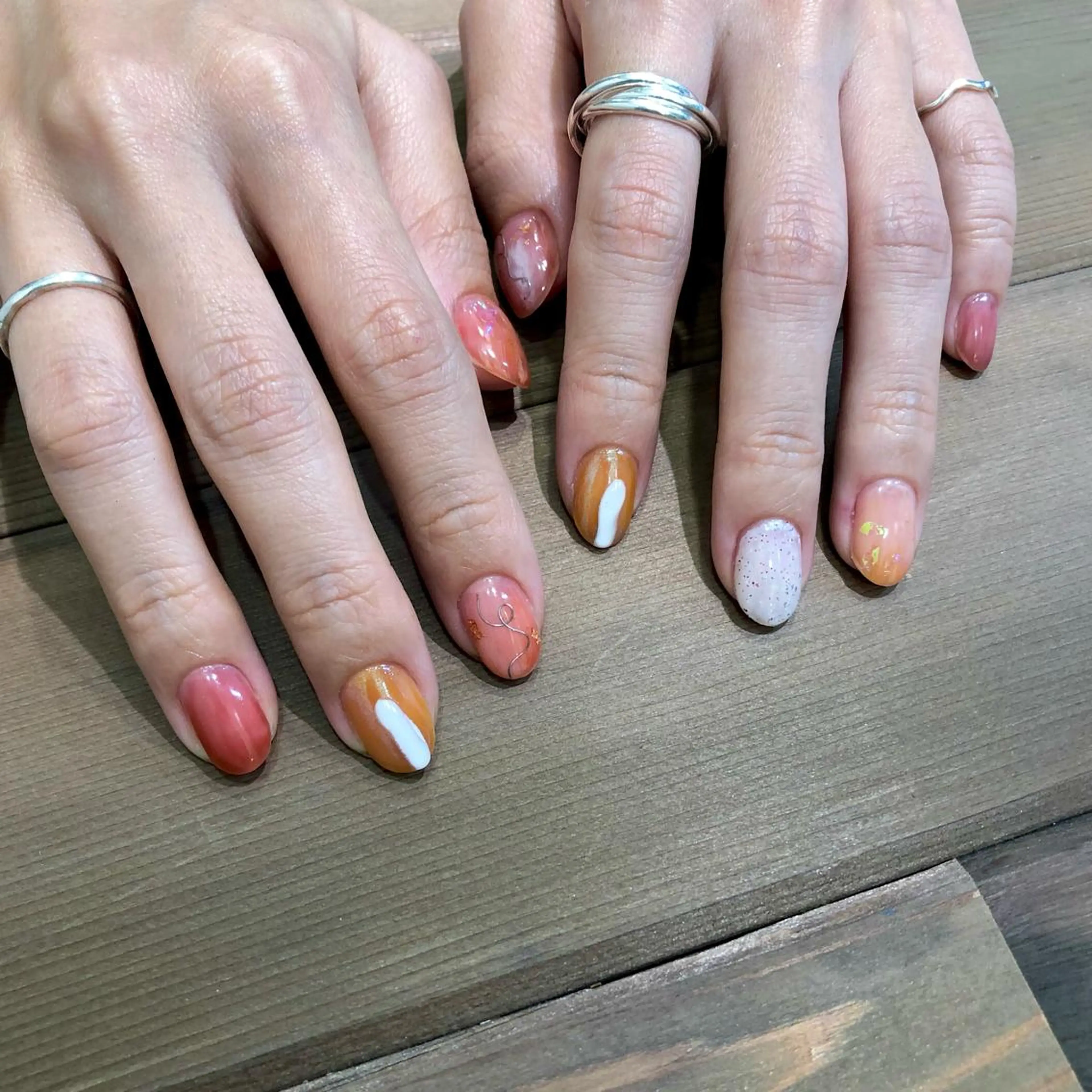 ネイル オレンジ le'a moe KONAMIのネイルデザイン