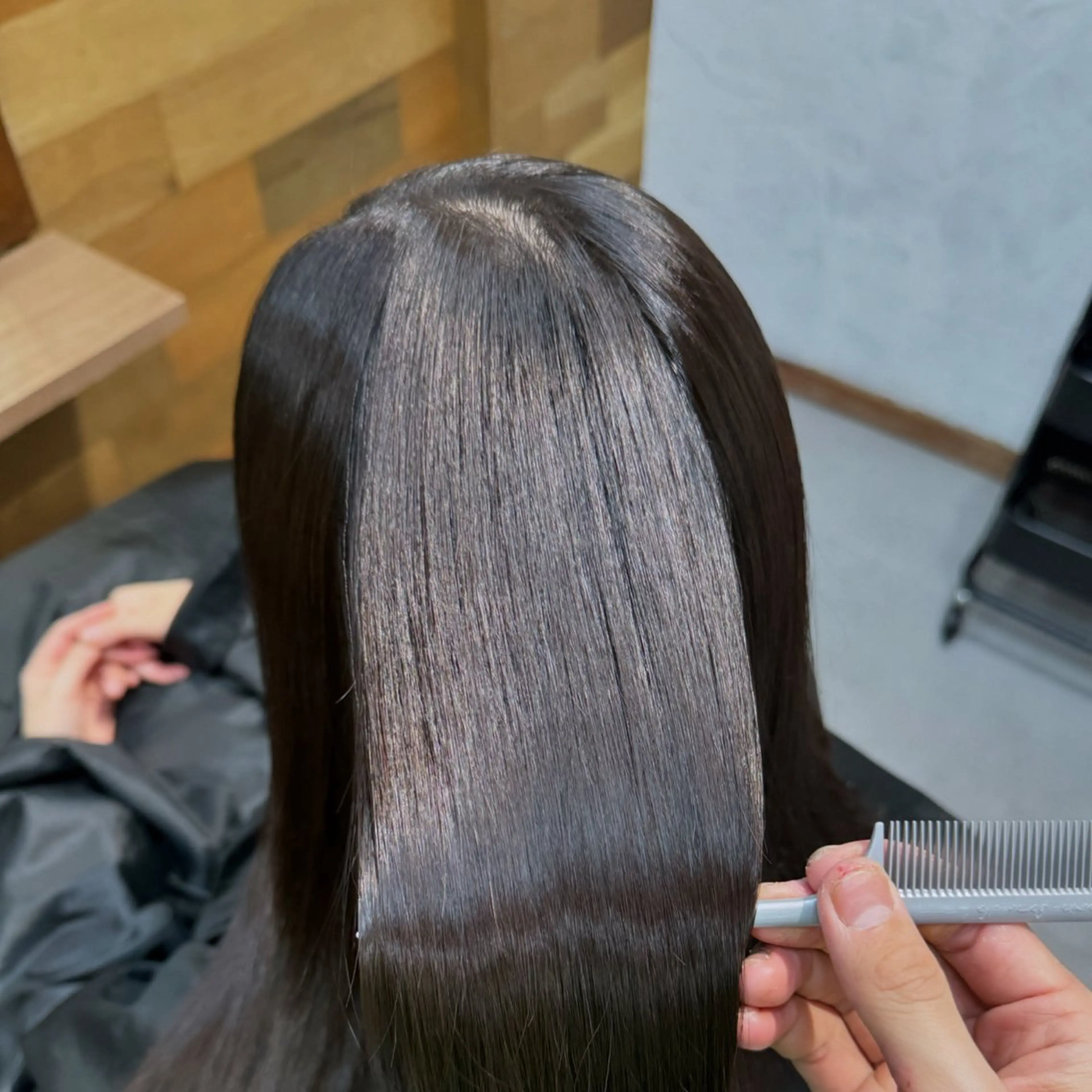 ロング 縮毛矯正 LUAU 尼崎/ ISOBEのヘアスタイル