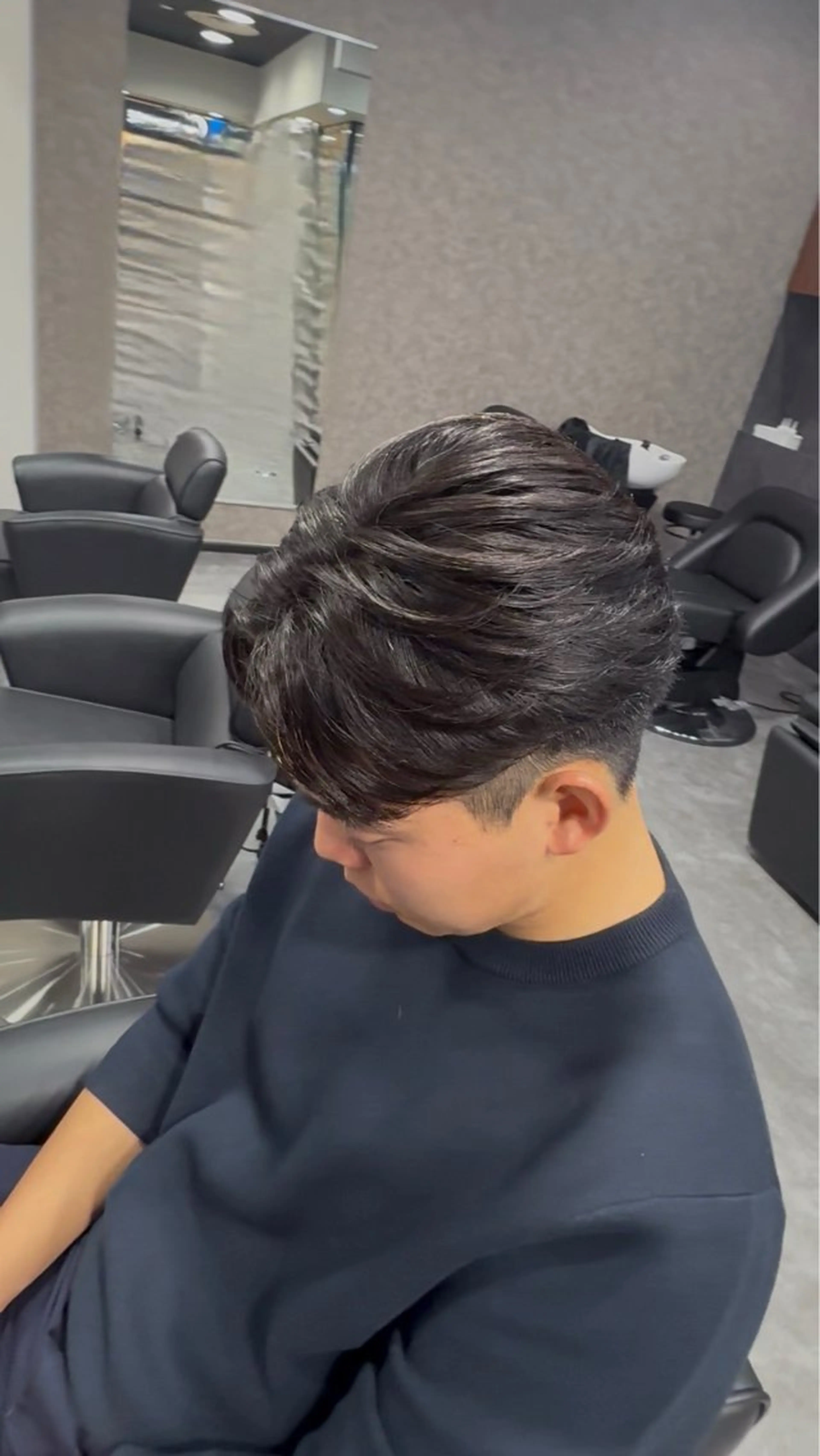 メンズ センターパート フェザーパーマ メンズパーマ カット パーマ Hair Salon LUCEY所属・メンズカット/パー マ/川越/成田最のヘアスタイル