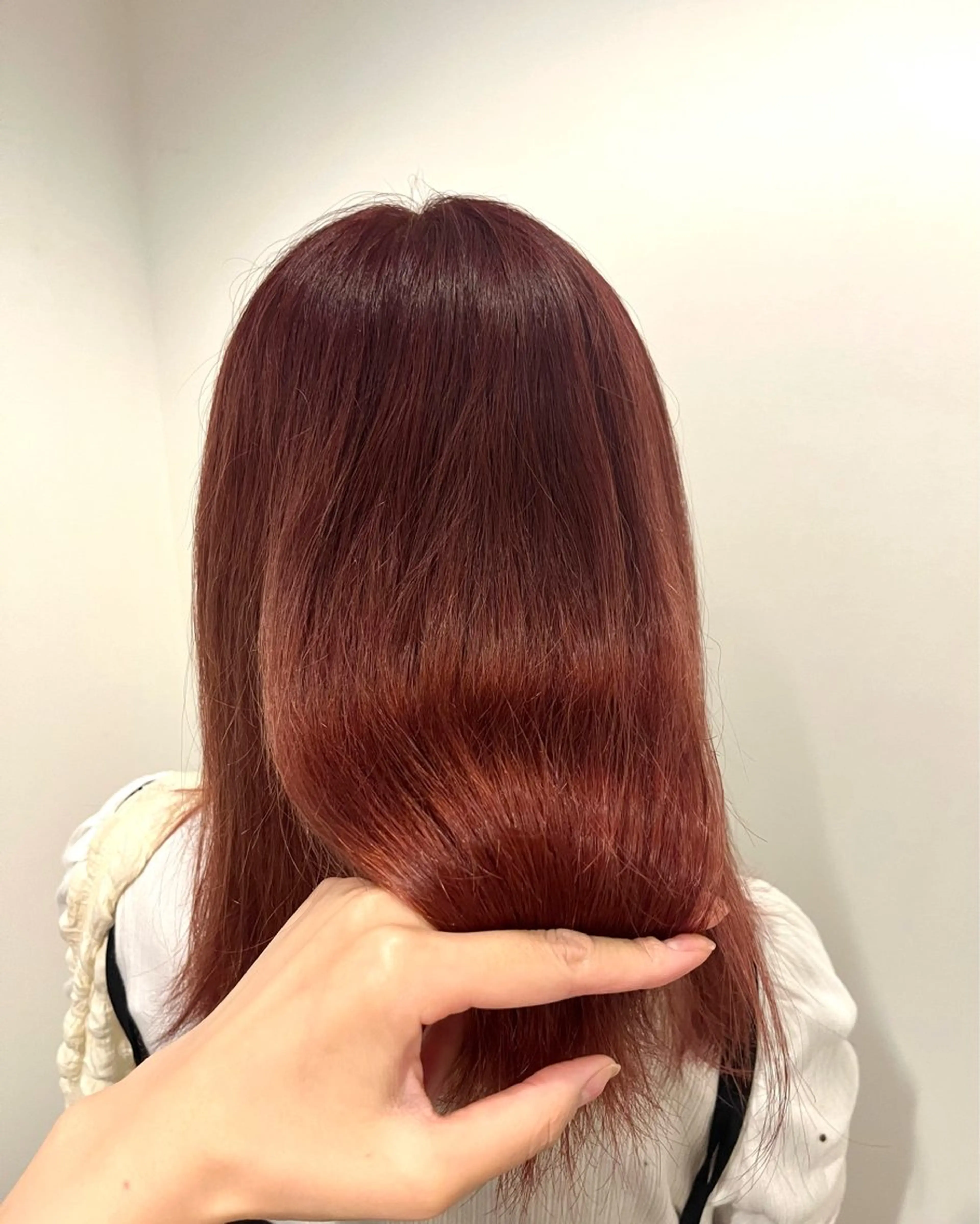 ミディアム カット ヘアカラー トリートメント 岩谷 愛依のヘアスタイル