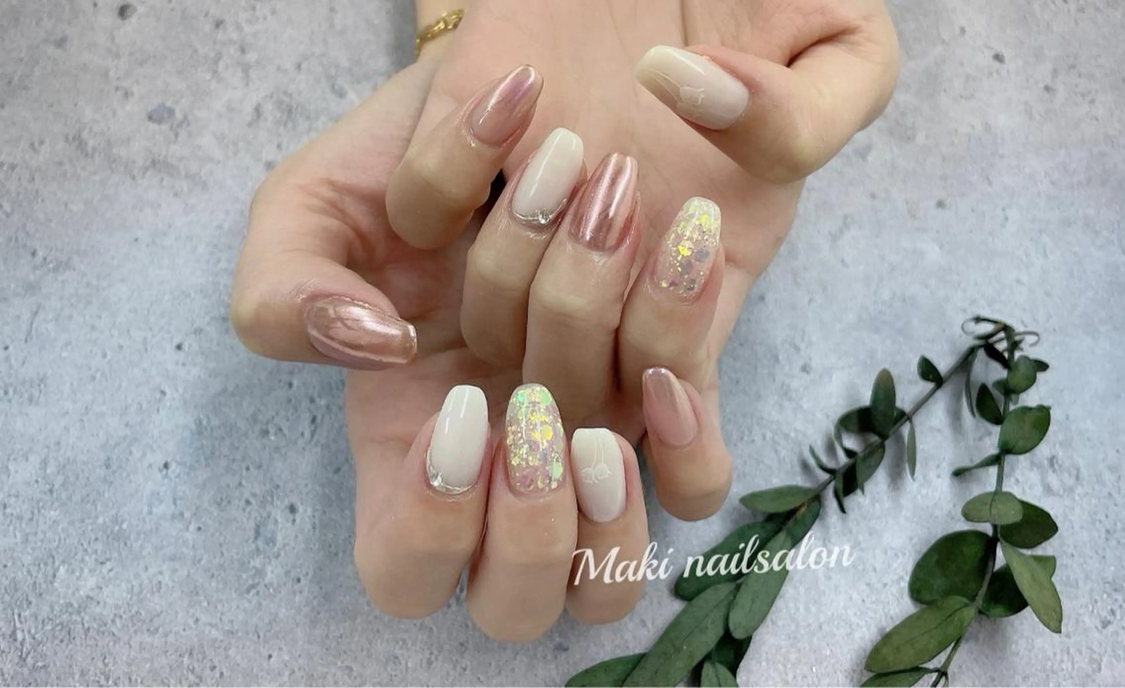 ネイル マキ ネイルサロンのネイルデザイン
