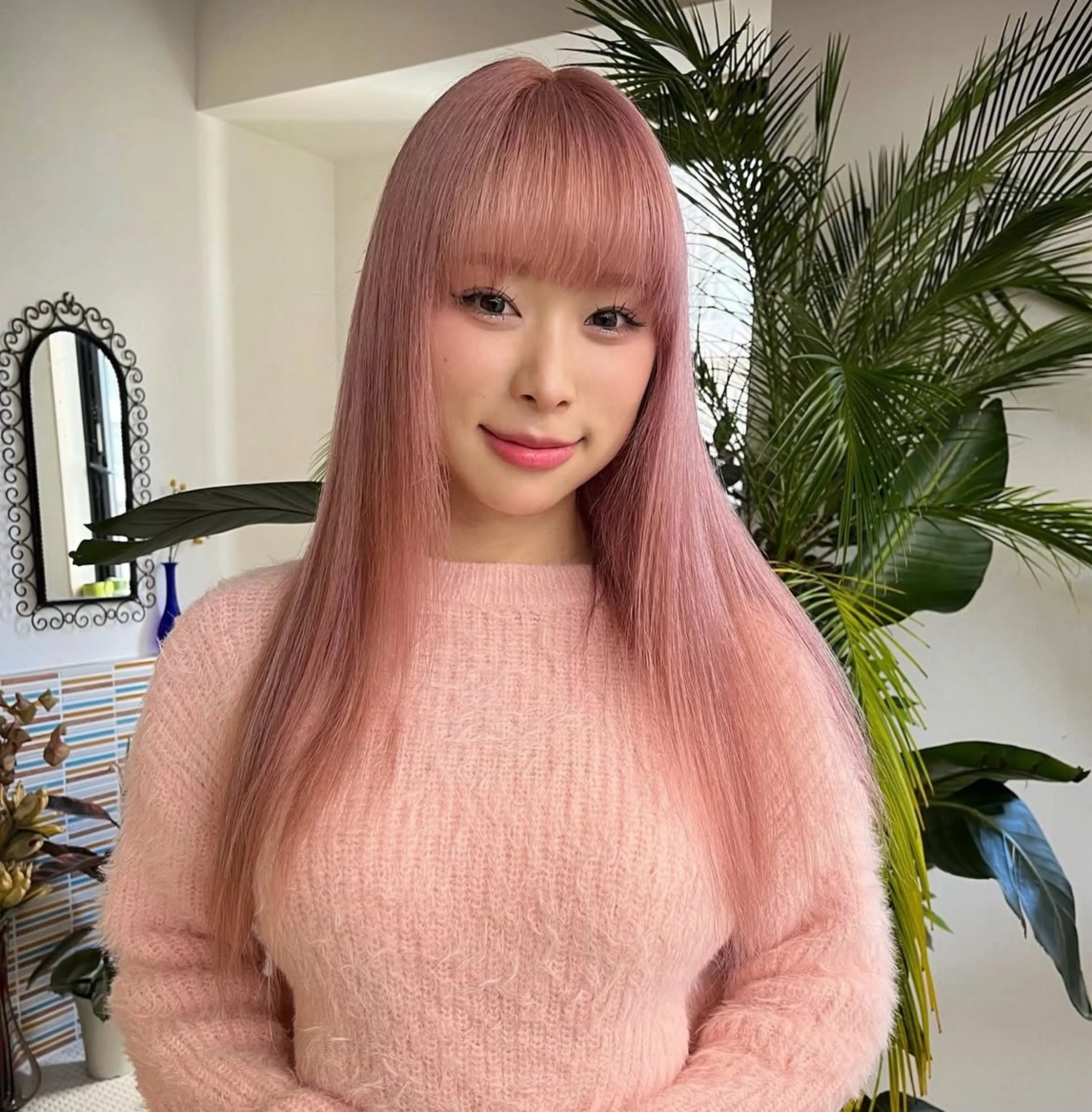 セミロング カラー ヘアアレンジ ヘアカラー ハイトーン/縮毛矯正 /梅田/みほのヘアスタイル