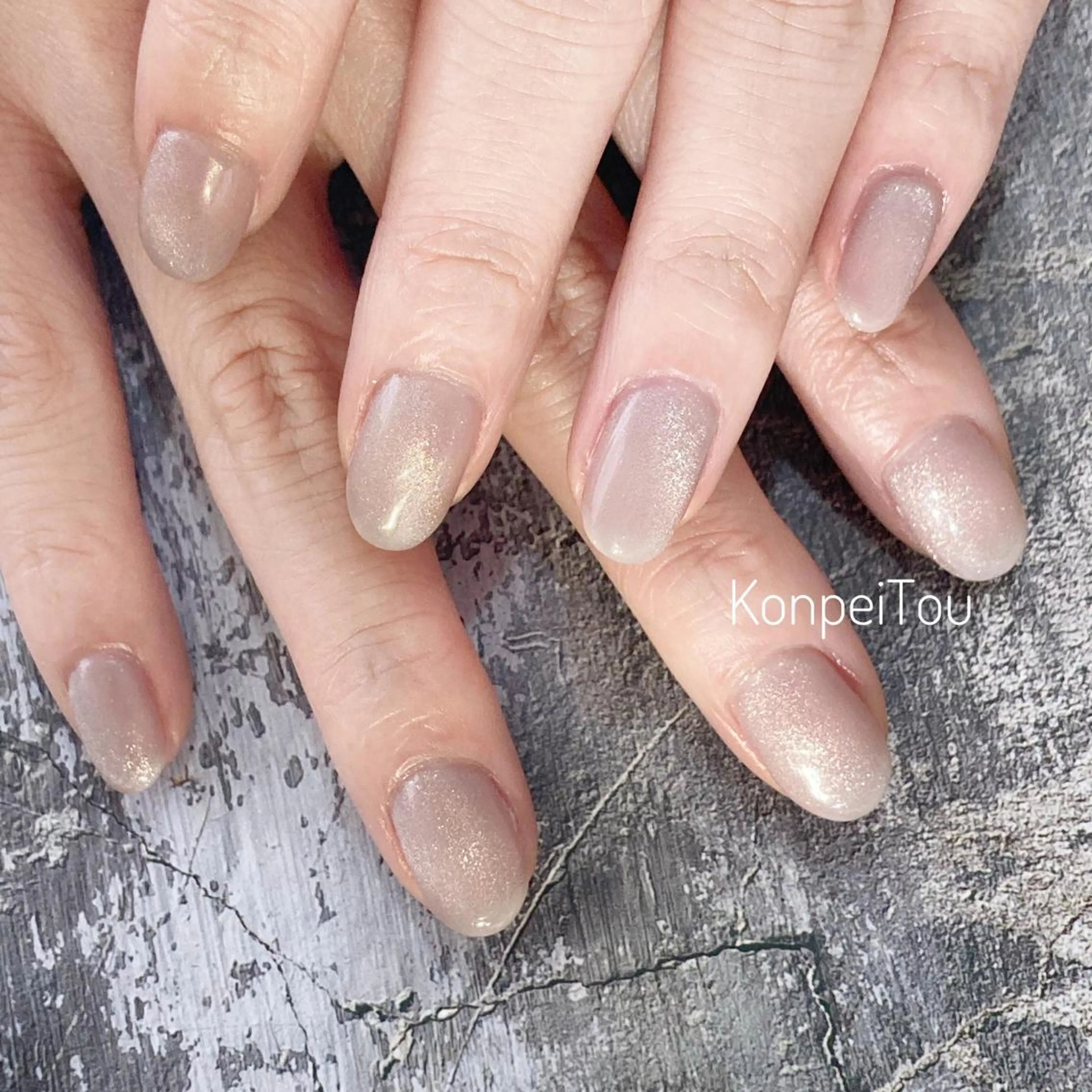ネイル マグネットネイル オフィスネイル ワンカラーネイル 春ネイル おうちのネイルサロン　konpeiTou〜こんぺいとう〜所属・おうちのネイルサロン KonpeiTouのネイルデザイン