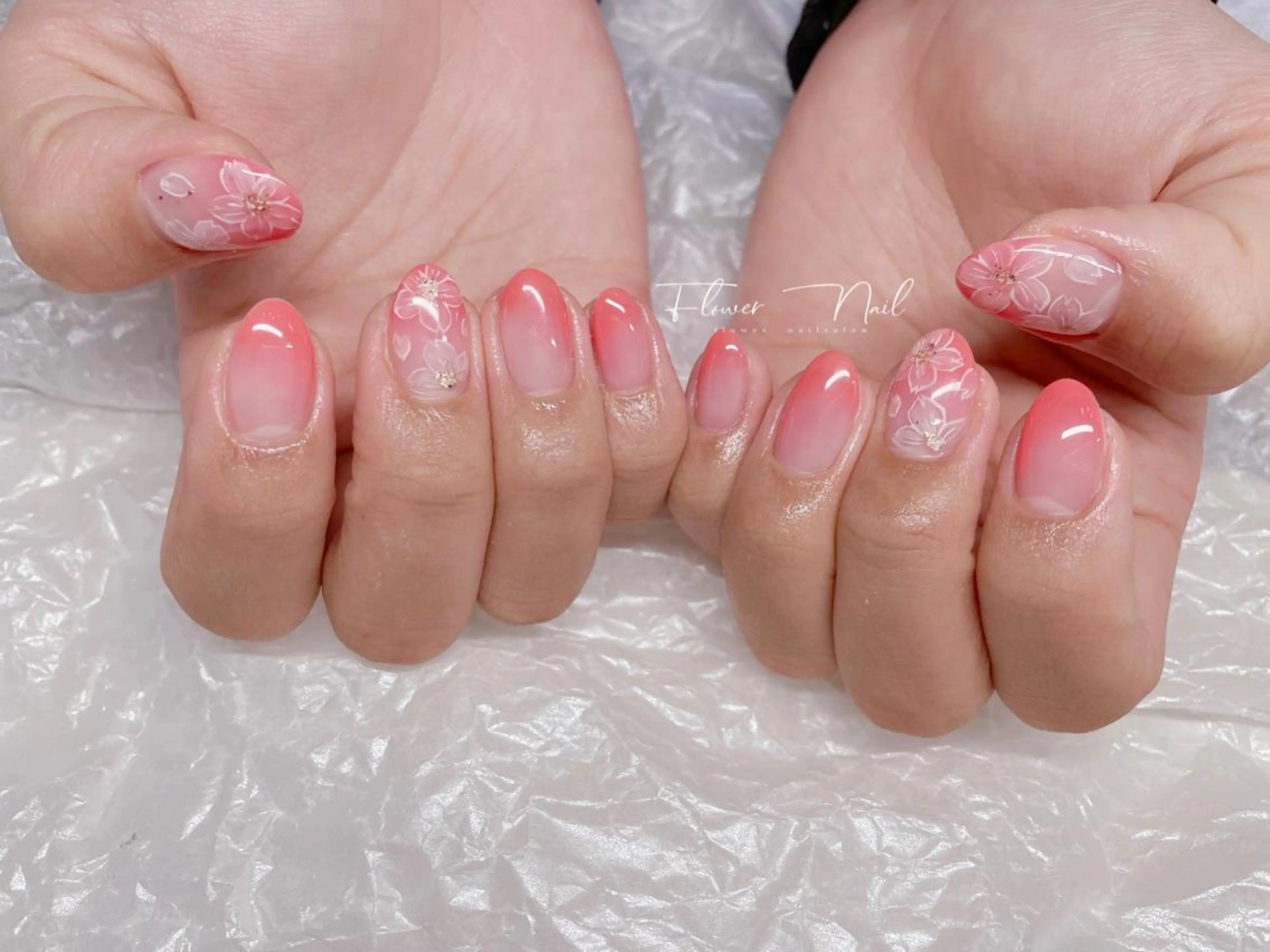 ネイル グラデーション Flower nailのネイルデザイン