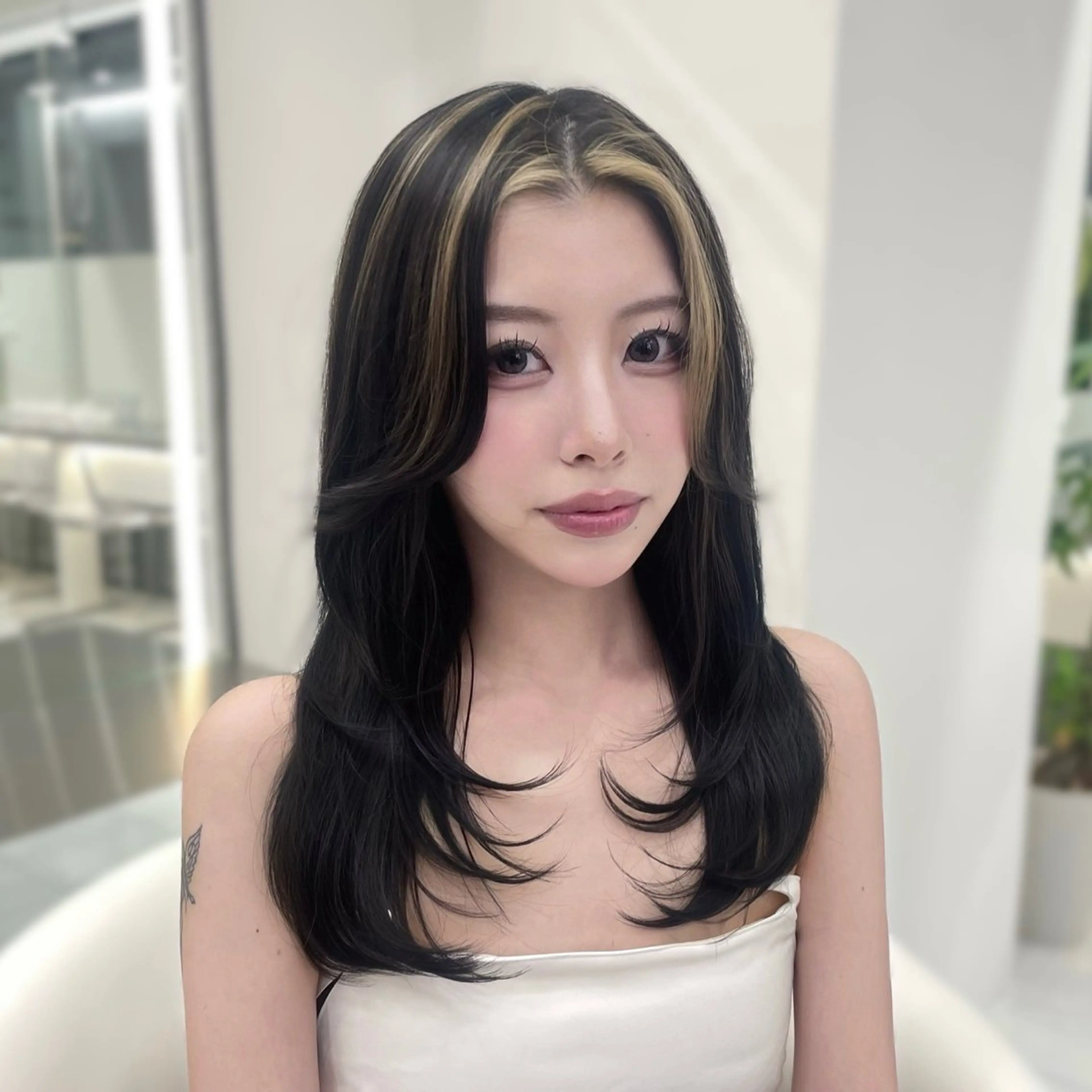 ミディアム 🎀Ami/新宿/レ イヤー/韓国ヘア🎀のヘアスタイル