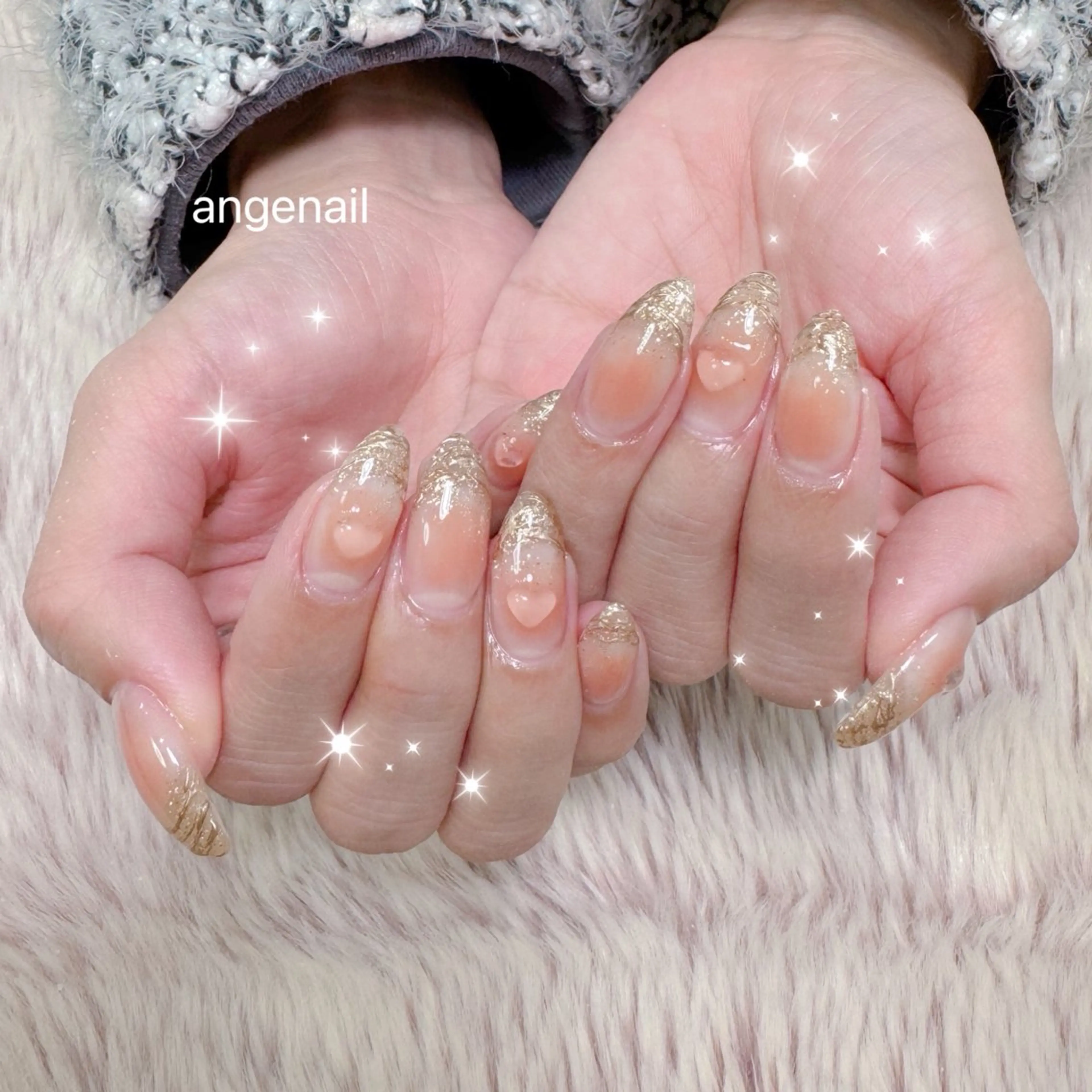 ネイル ハンドネイル オーナーネイリスト MAKIのネイルデザイン