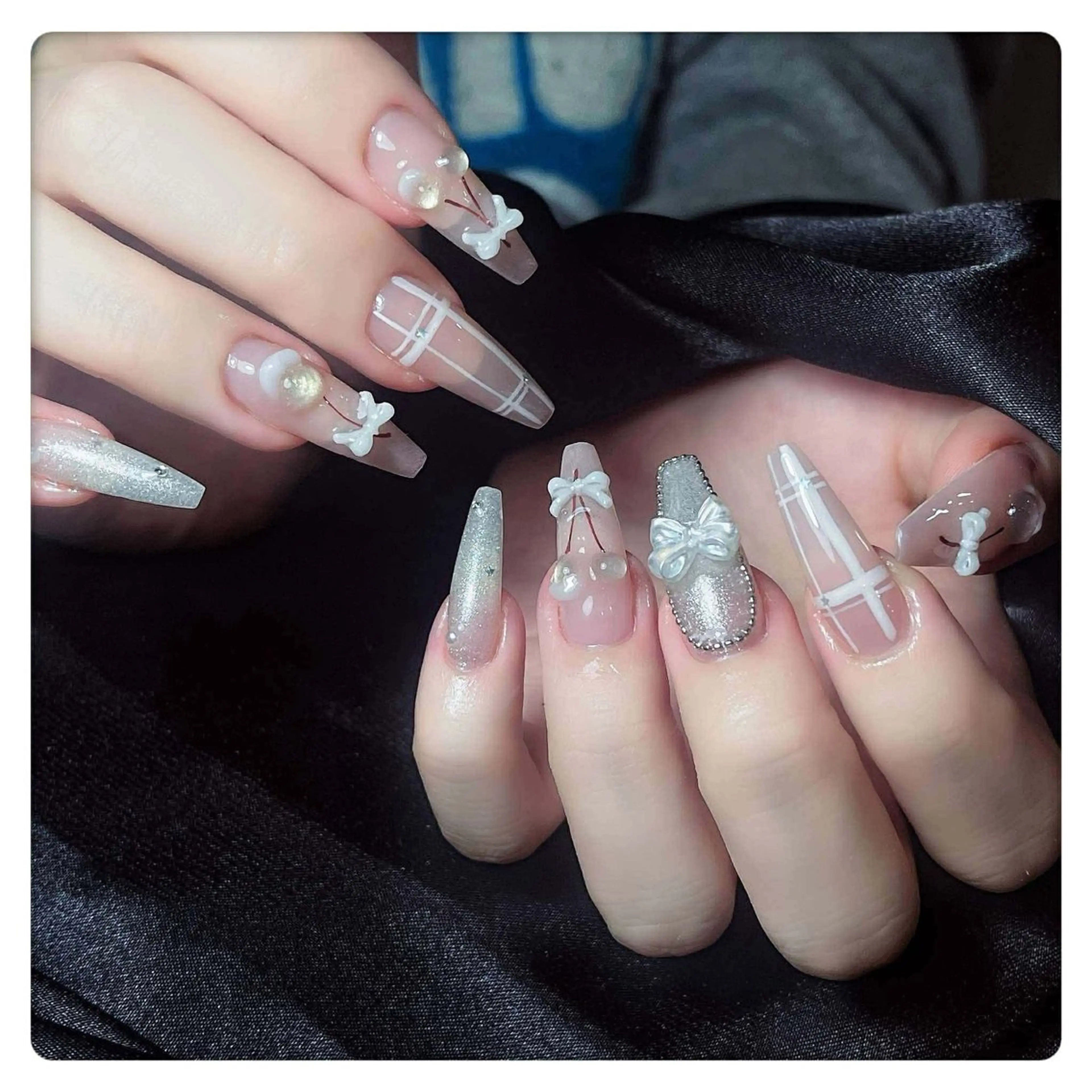 ネイル リボン シンプルネイル Huyn Nail Studioのネイルデザイン