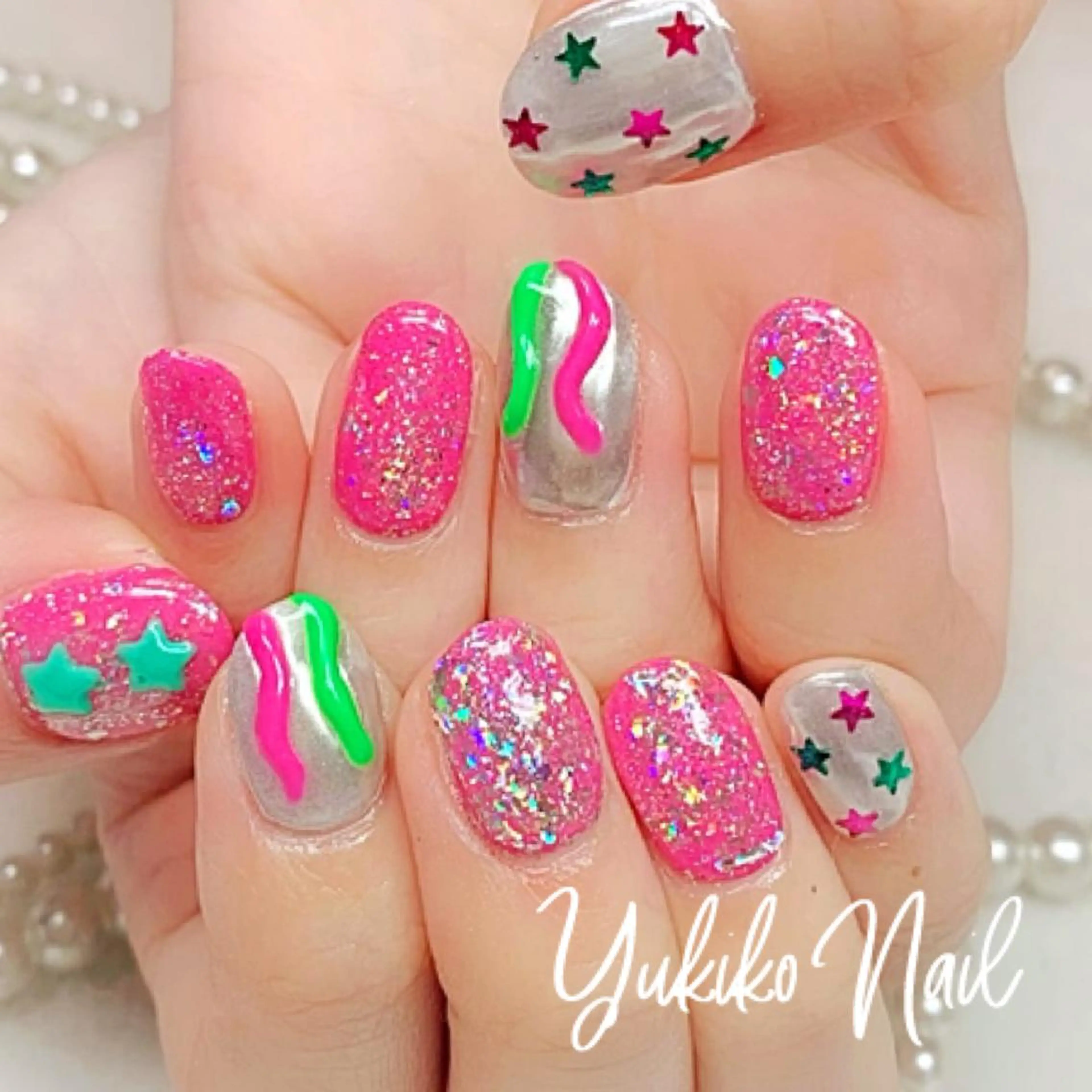 ネイル アートネイル キラキラネイル 持ち込み ハンドネイル ユキコ ネイルのネイルデザイン
