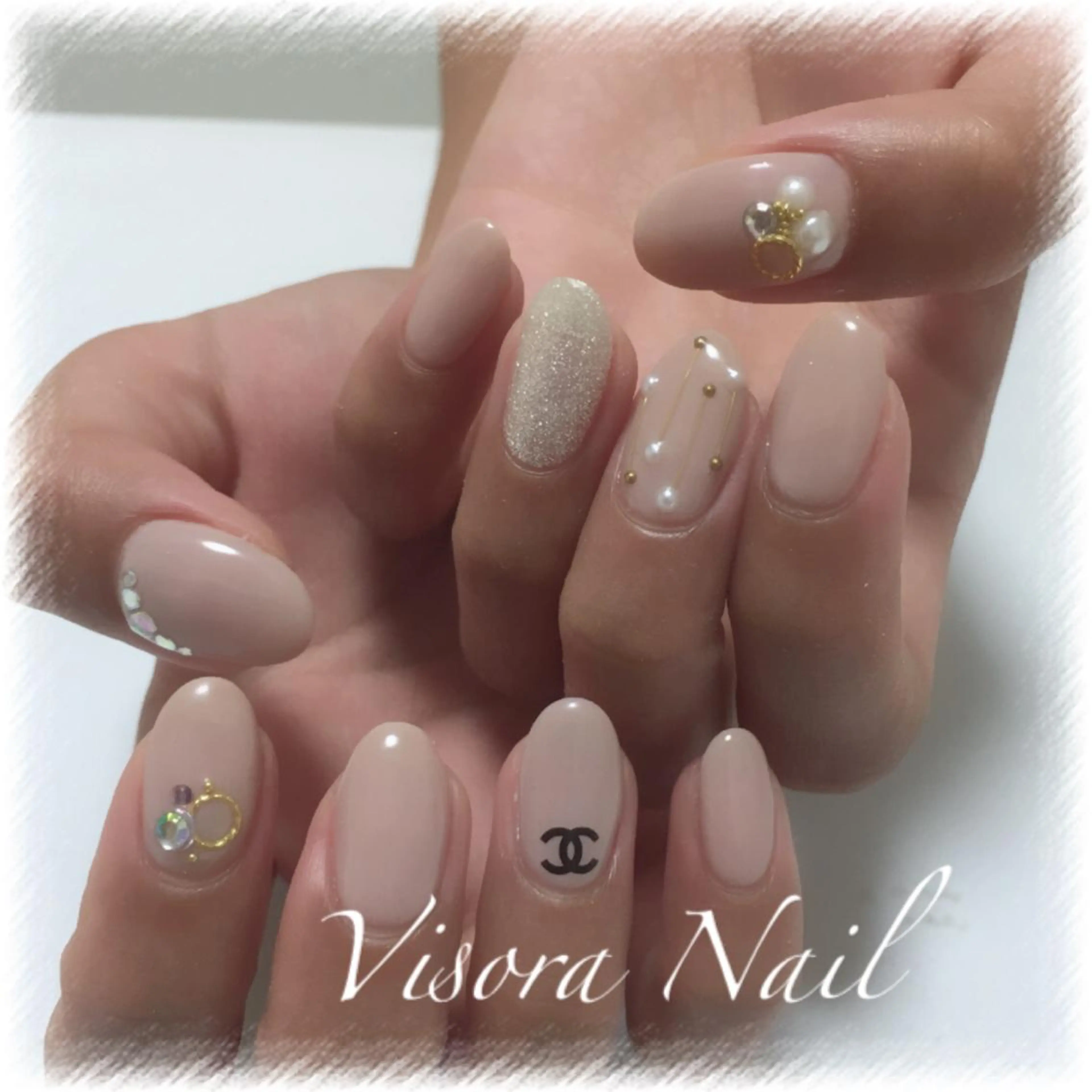 ネイル 美SORA ～ｳﾞｨｿﾗ～のネイルデザイン