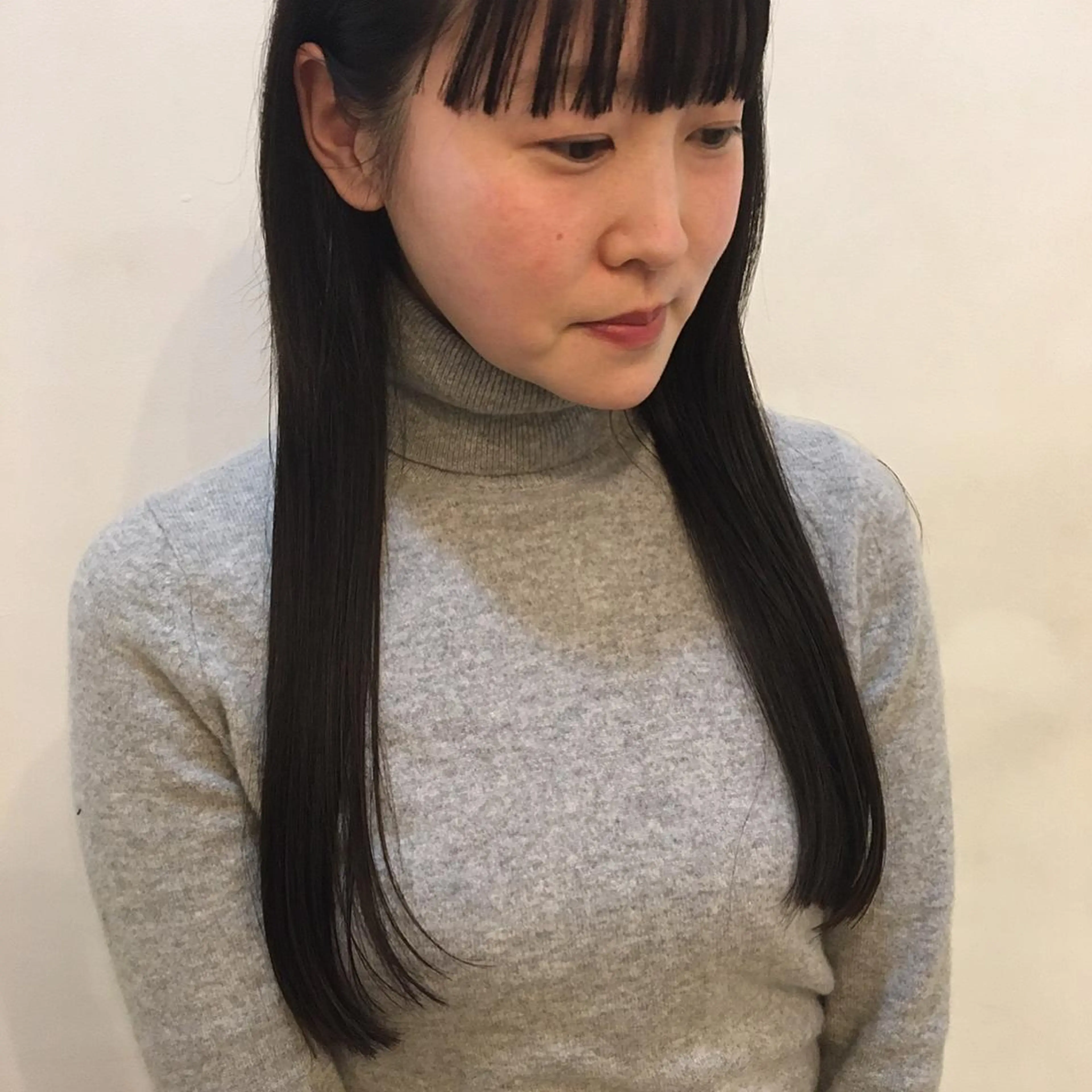 ロング ワイドバング カット トリートメント 狩野 羅夢のヘアスタイル