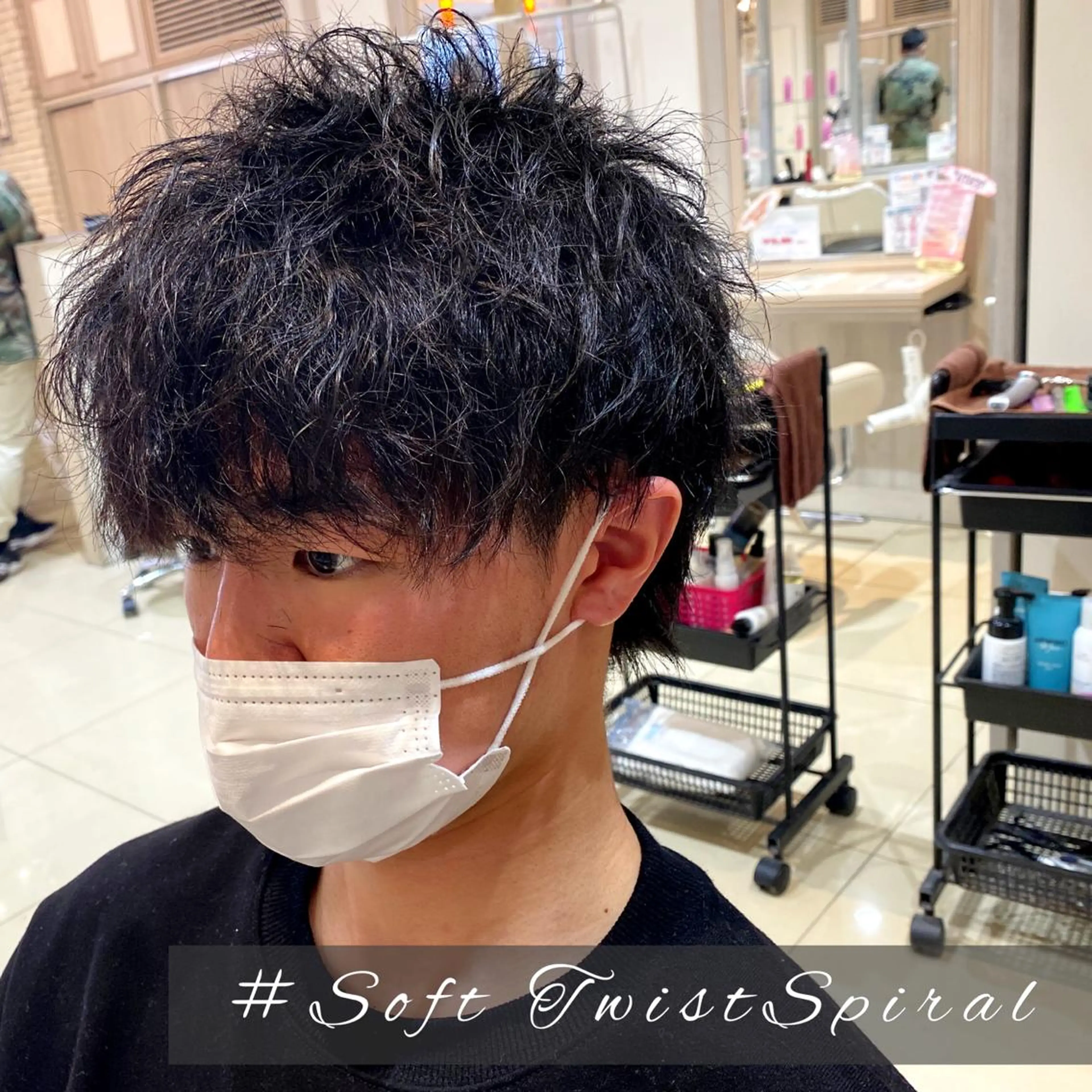 パーマ メンズ 似合う髪型が 分からない方へのヘアスタイル