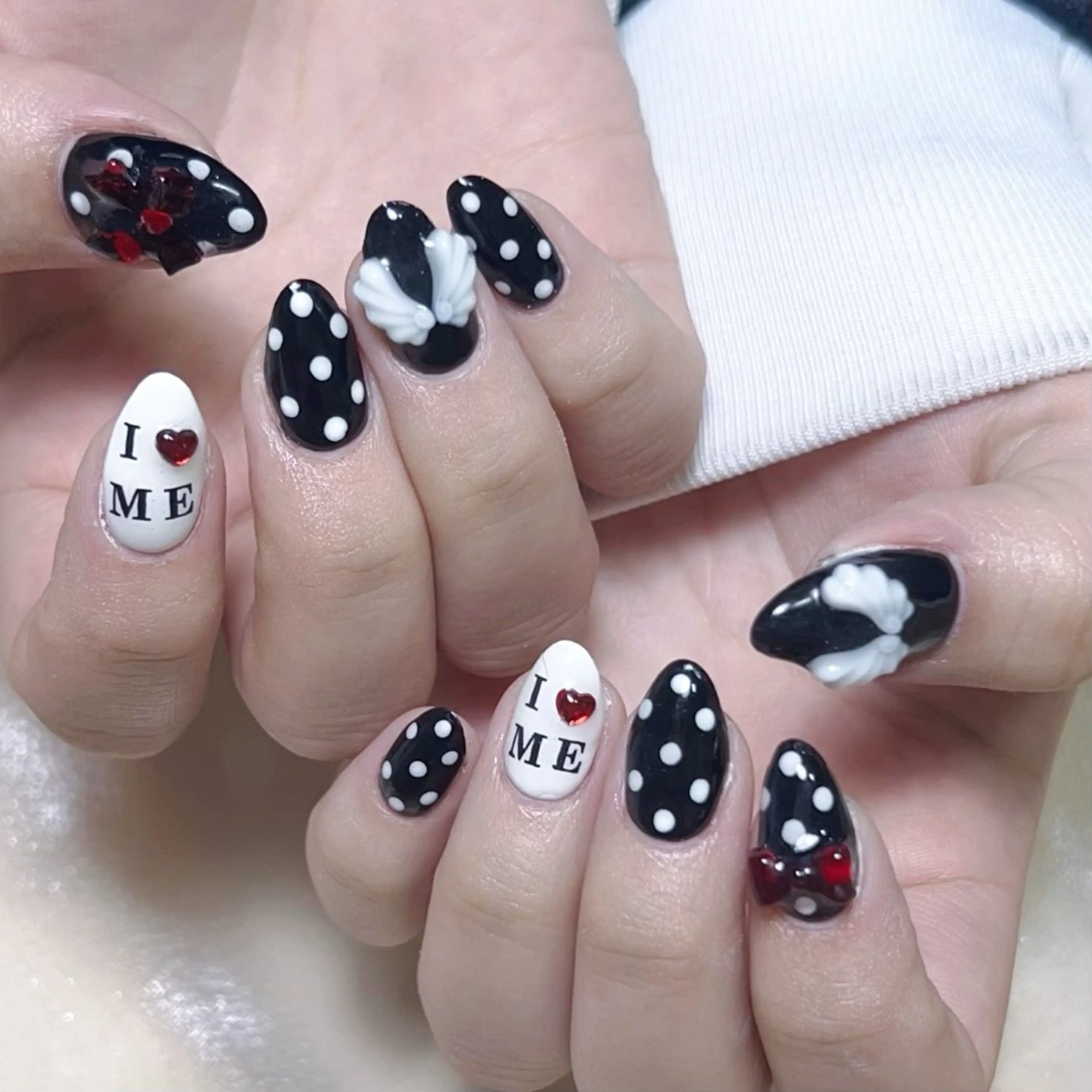 メンズ ネイル メンズ韓国風 アートネイル オーロラネイル ガーリー キラキラネイル ハンドネイル Nail salon 木にいるのネイルデザイン