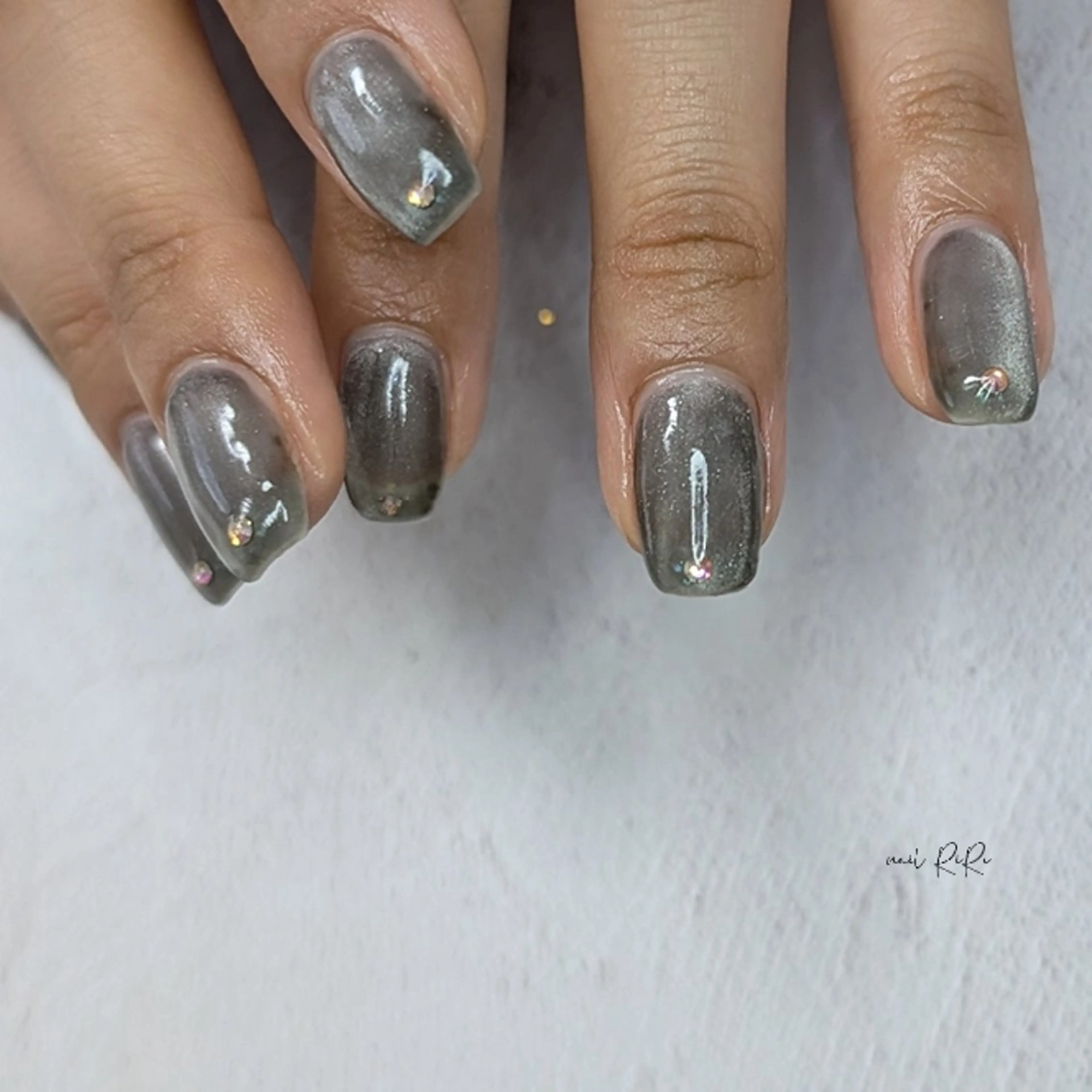 ネイル ストーンネイル nail RiRi アトレナチュラのエステ・リラクイメージ