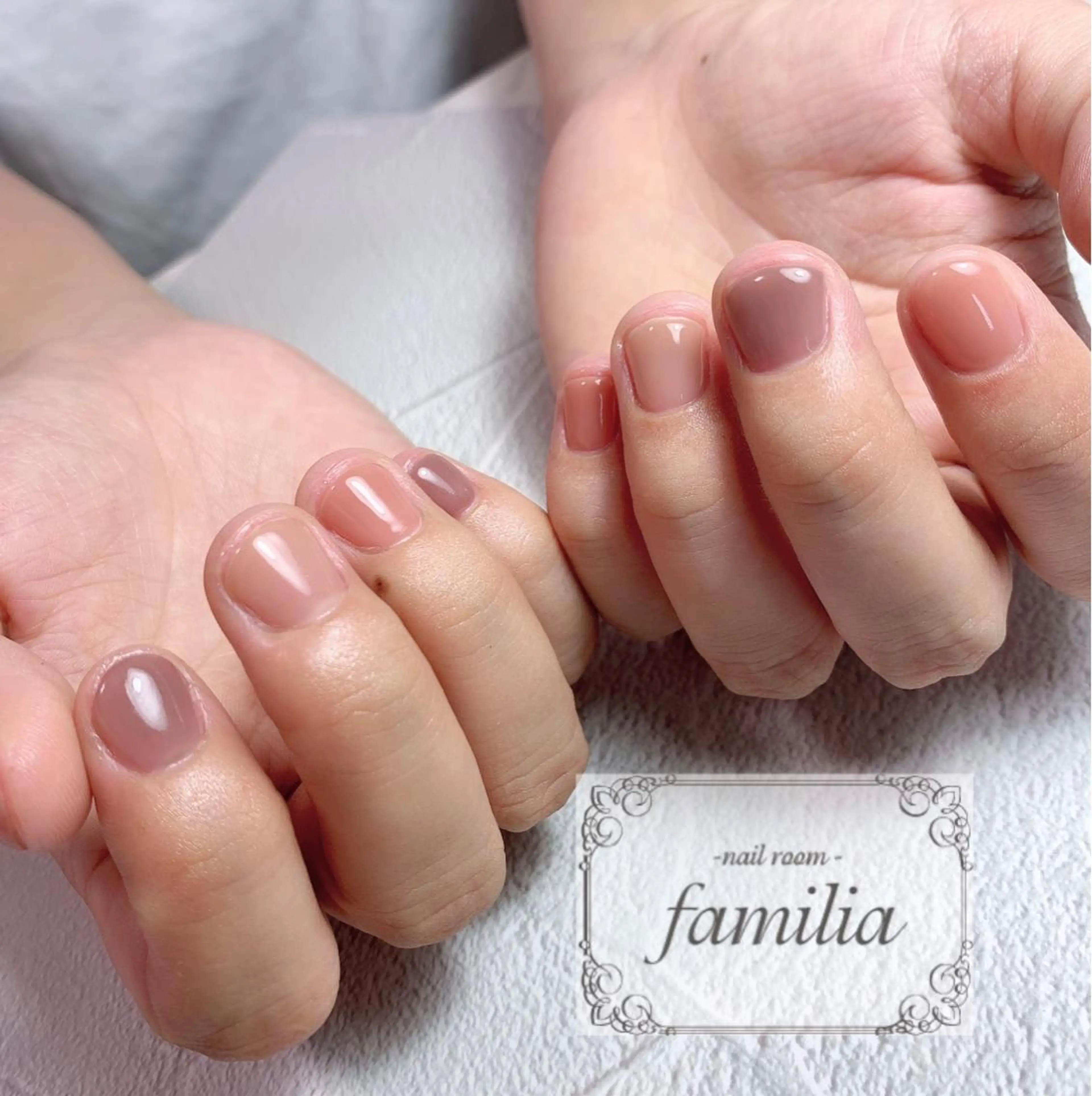 ネイル ハンドネイル -nailroom- familiaのネイルデザイン