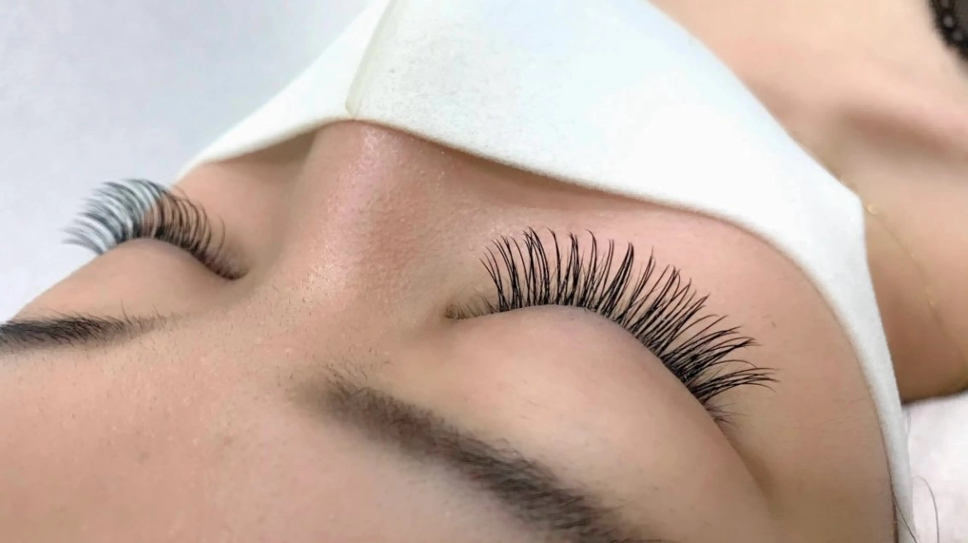 マツエク・マツパ フラットラッシュ 矢澤 まなみのマツエク・マツパデザイン