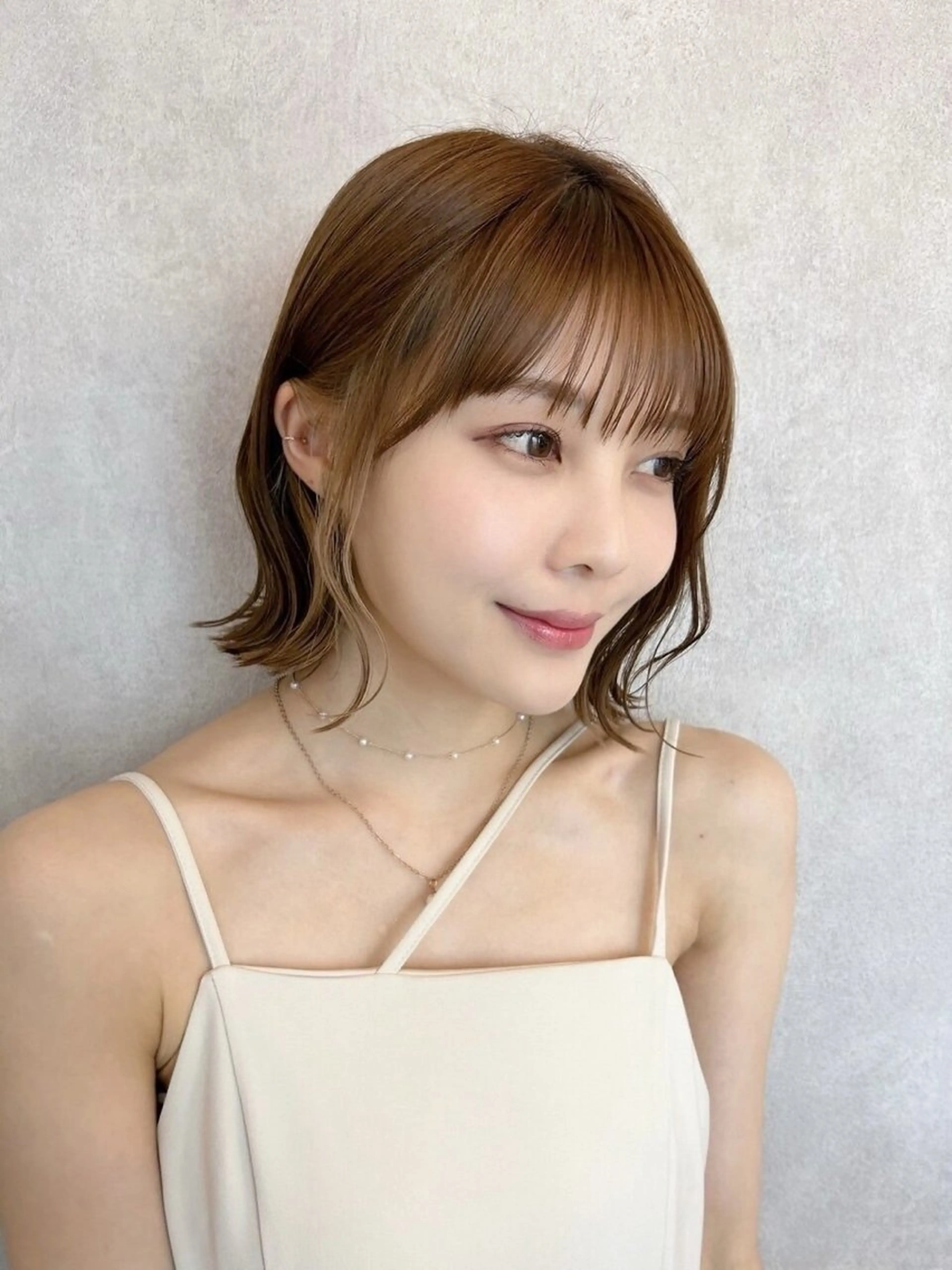 ミディアム カット ヘアカラー トリートメント レイヤー/艶髪/ボブ /くびれ/伊藤　勇司のヘアスタイル